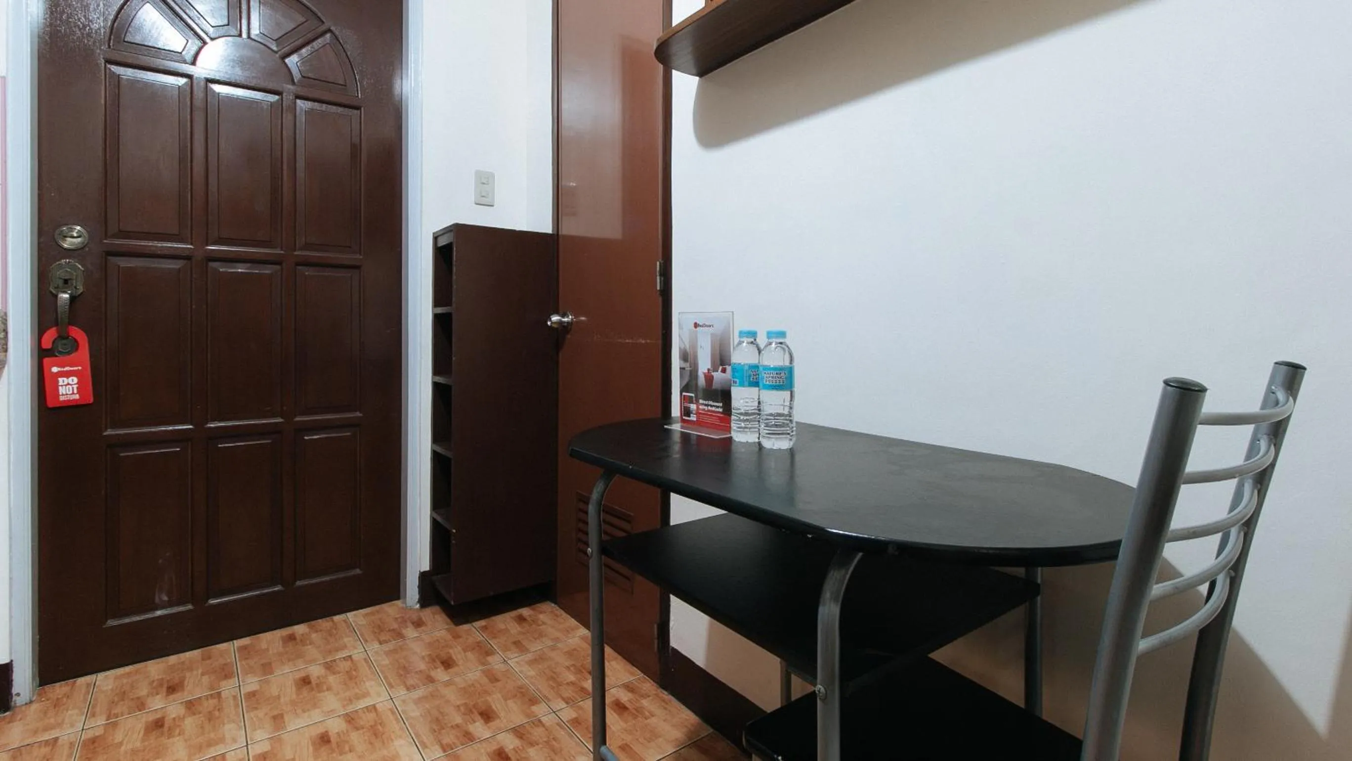 Bedroom, Dining Area in L Mansion 2 Palanan Makati City