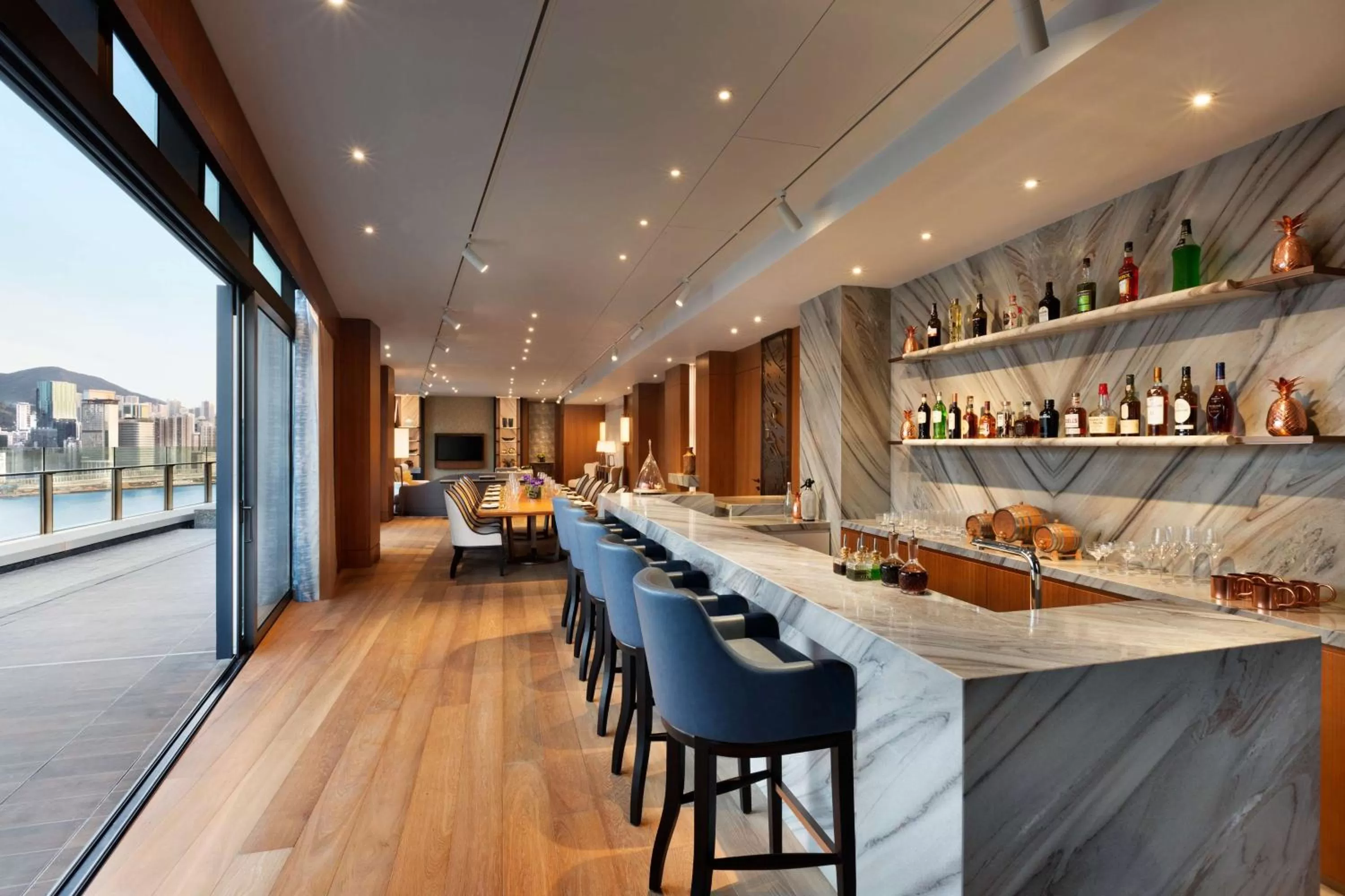 TV and multimedia in Kerry Hotel Hong Kong by Shangri-la