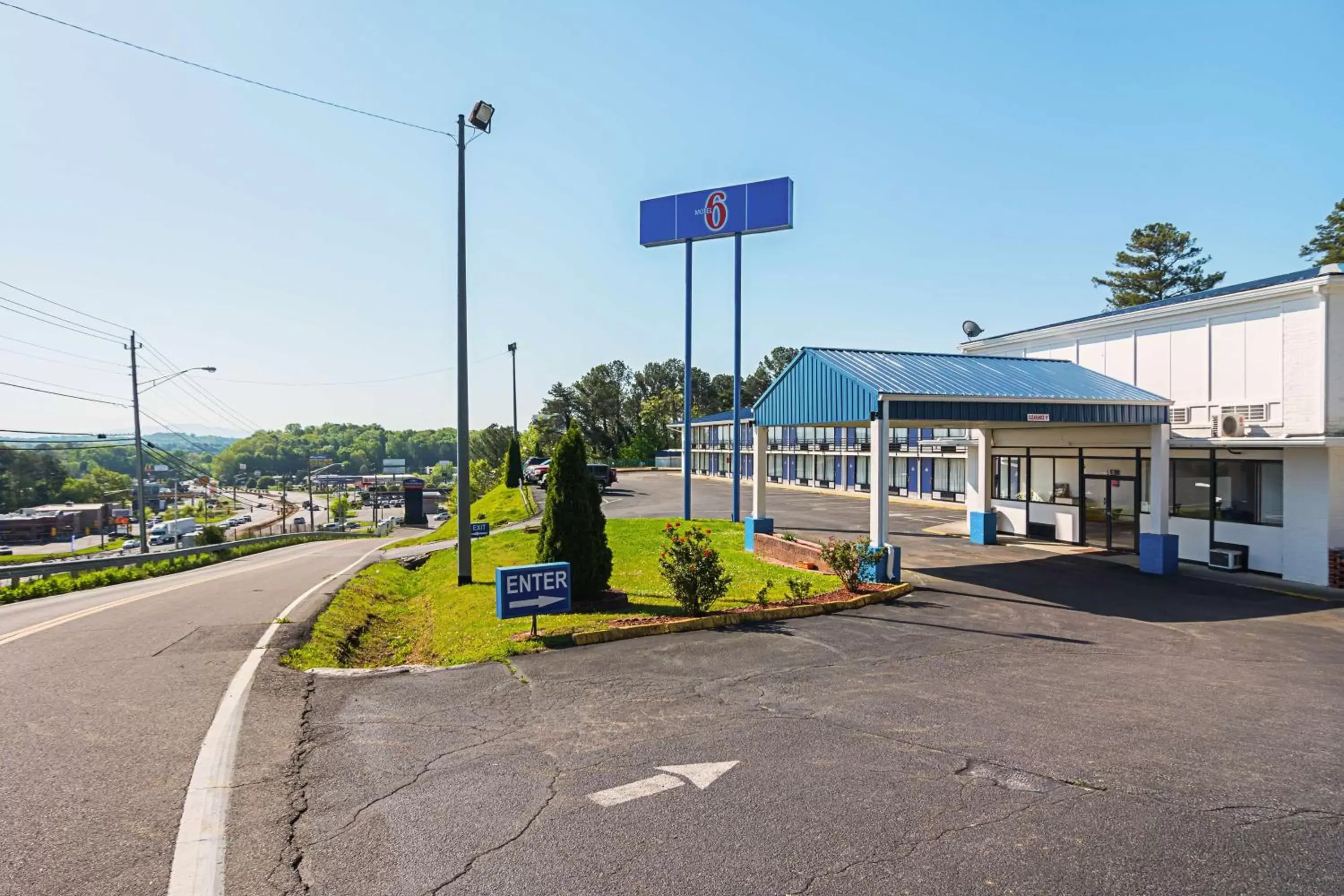 Property building in Motel 6-Cleveland, TN