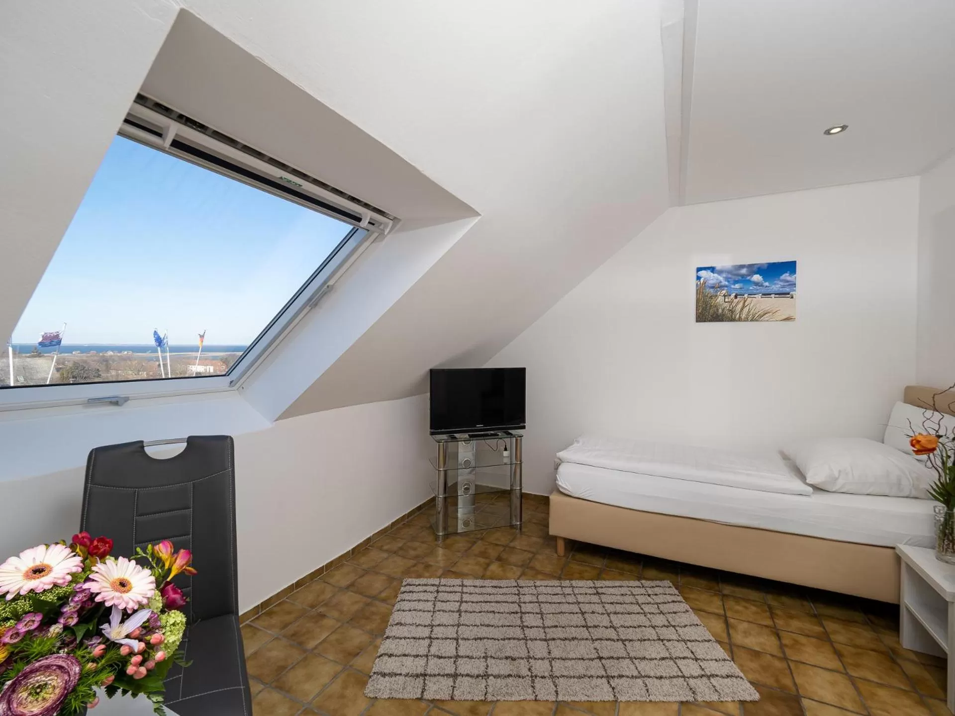 TV and multimedia, Bed in Tom's Hus Heiligenhafen