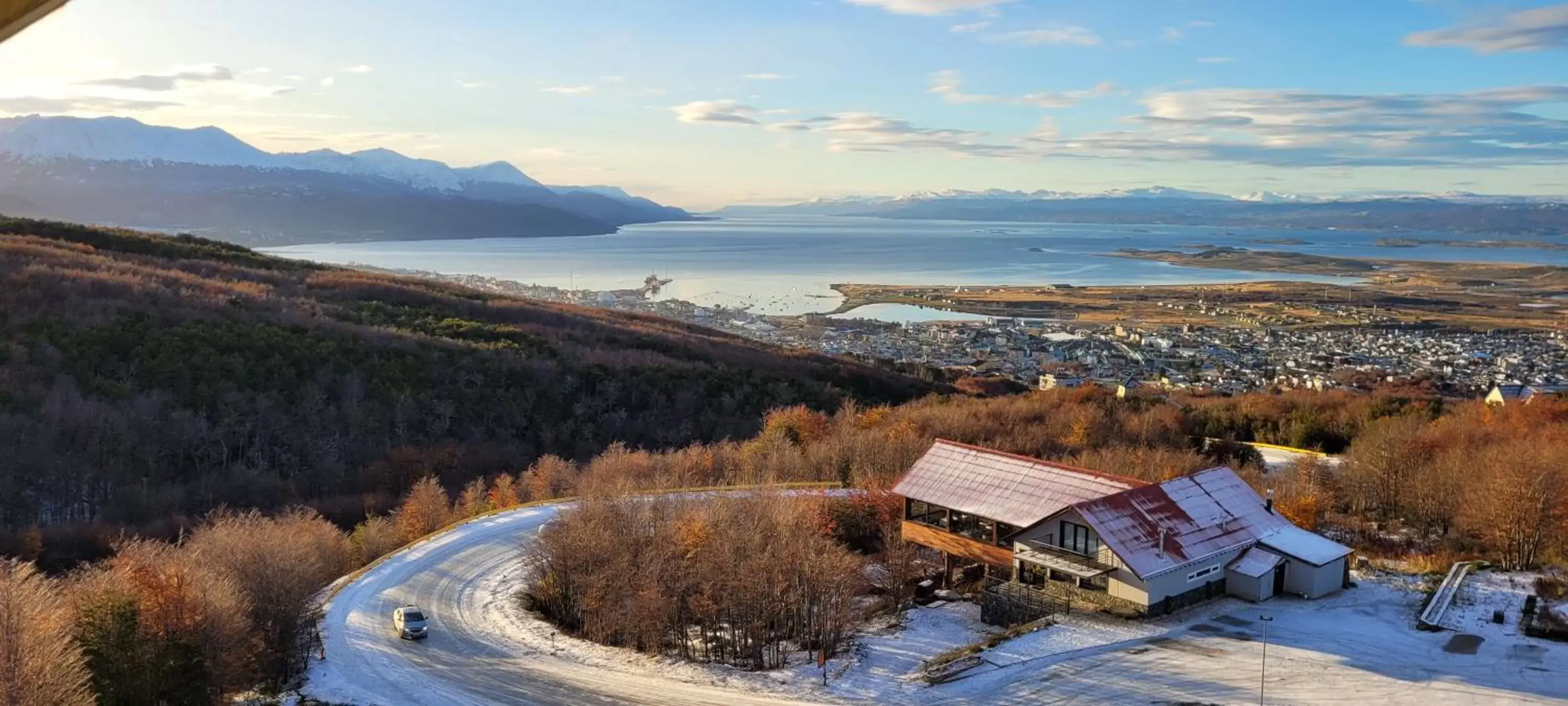 City view, Bird's-eye View in Wyndham Garden Ushuaia Hotel del Glaciar