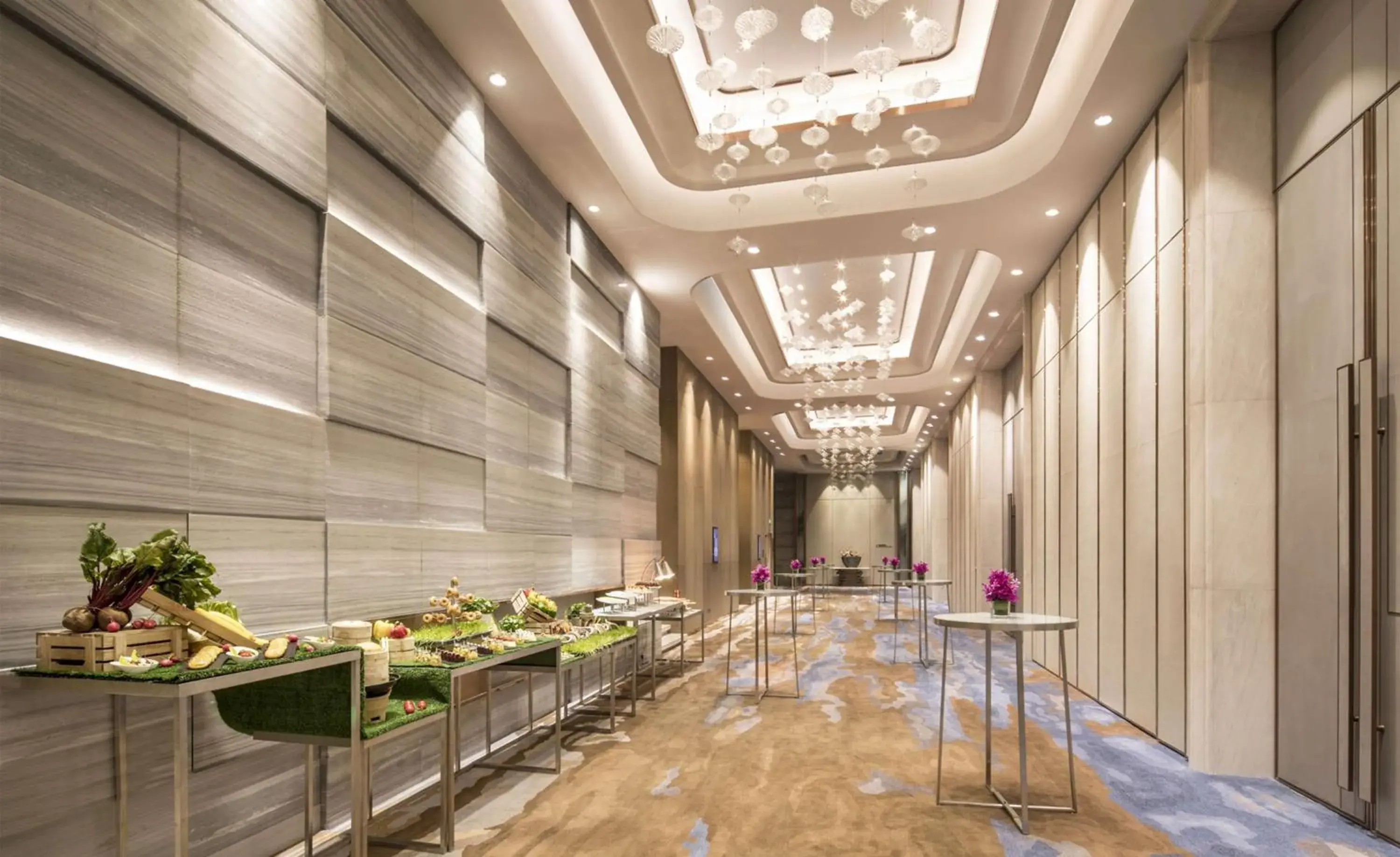 Meeting/conference room in DoubleTree By Hilton Shenzhen Longhua
