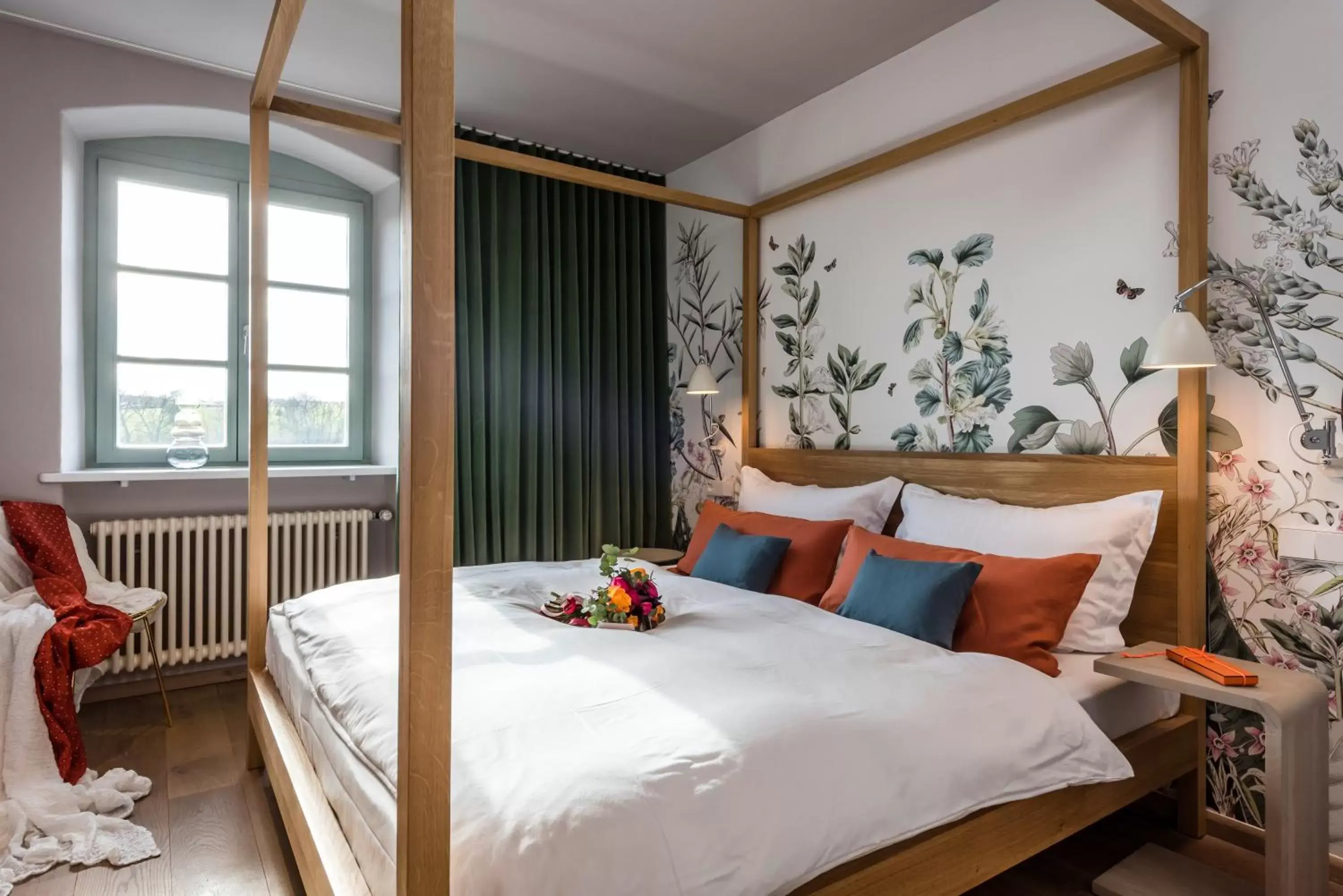 Bedroom, Bed in Kloster Hornbach