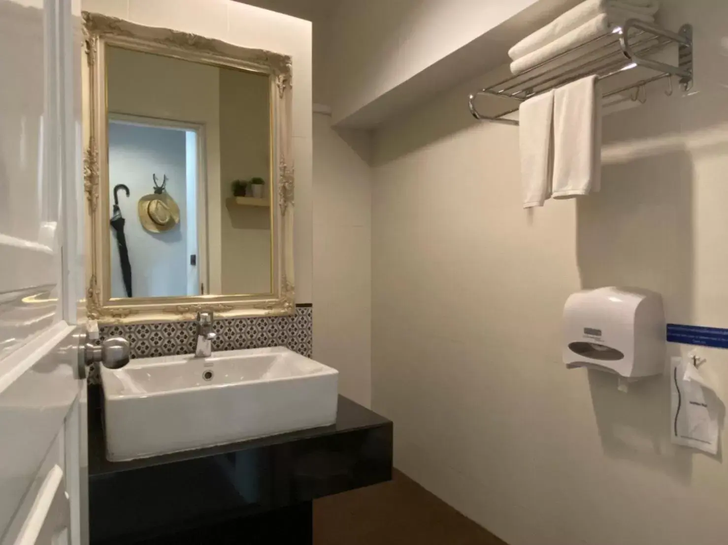 Bathroom in Siambeach Resort