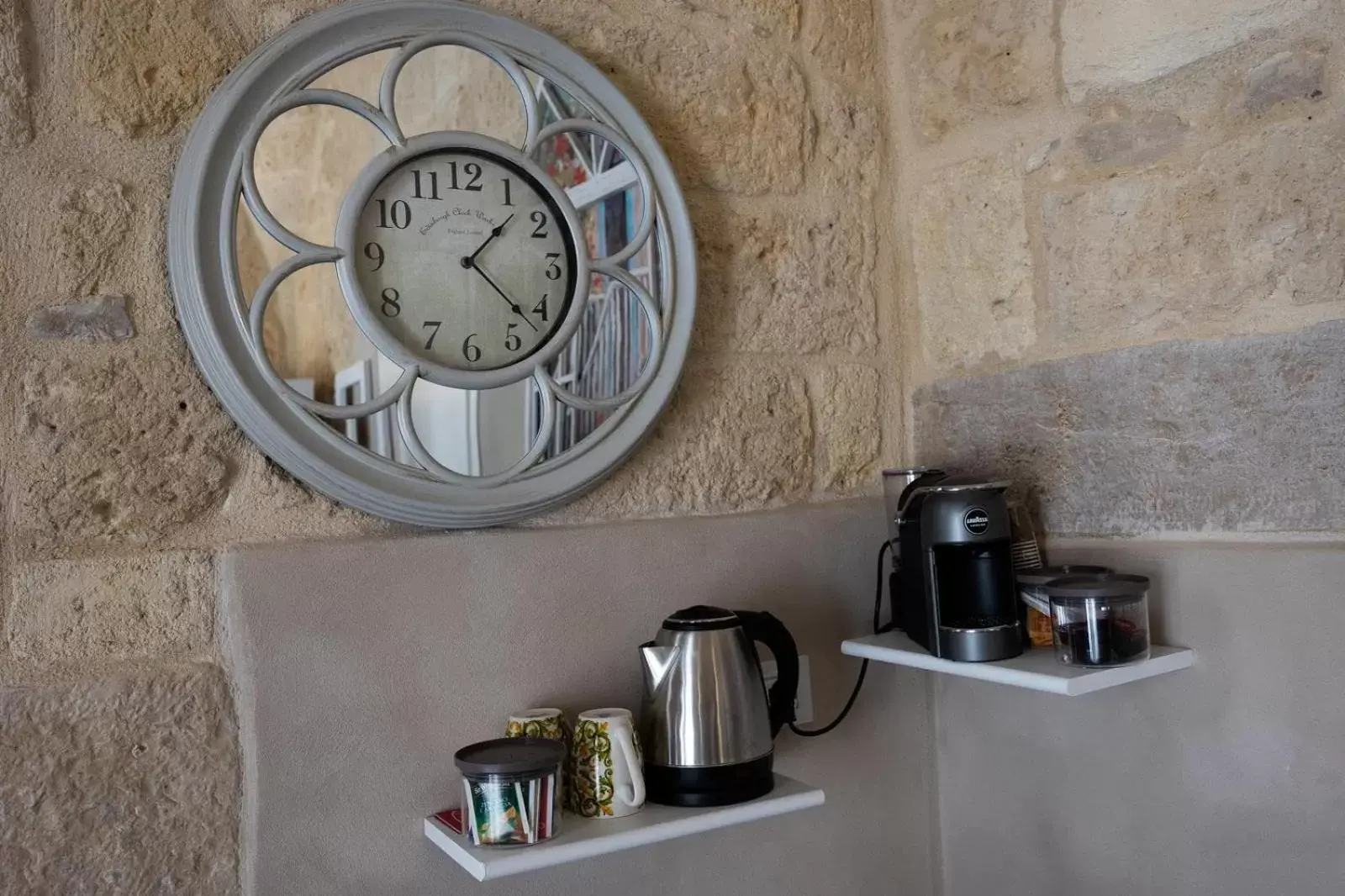 Coffee/Tea Facilities in B&B Talino