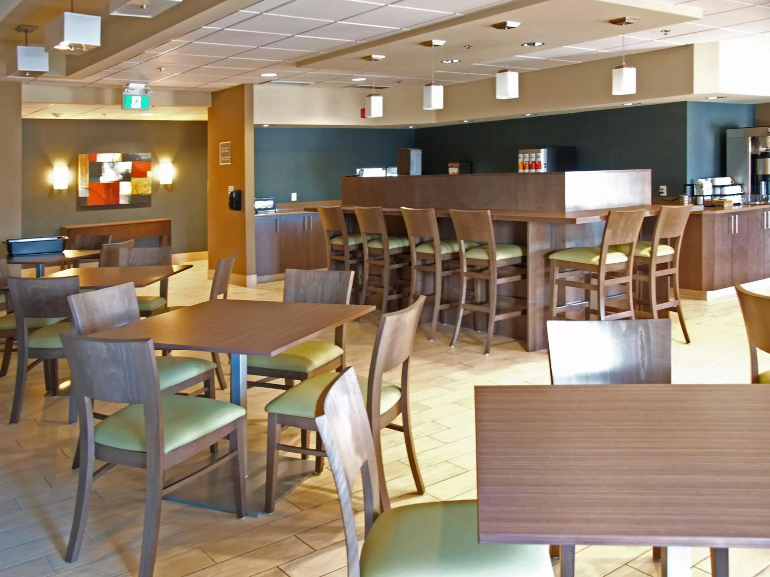 Restaurant/Places to Eat in Best Western Plus Winnipeg West