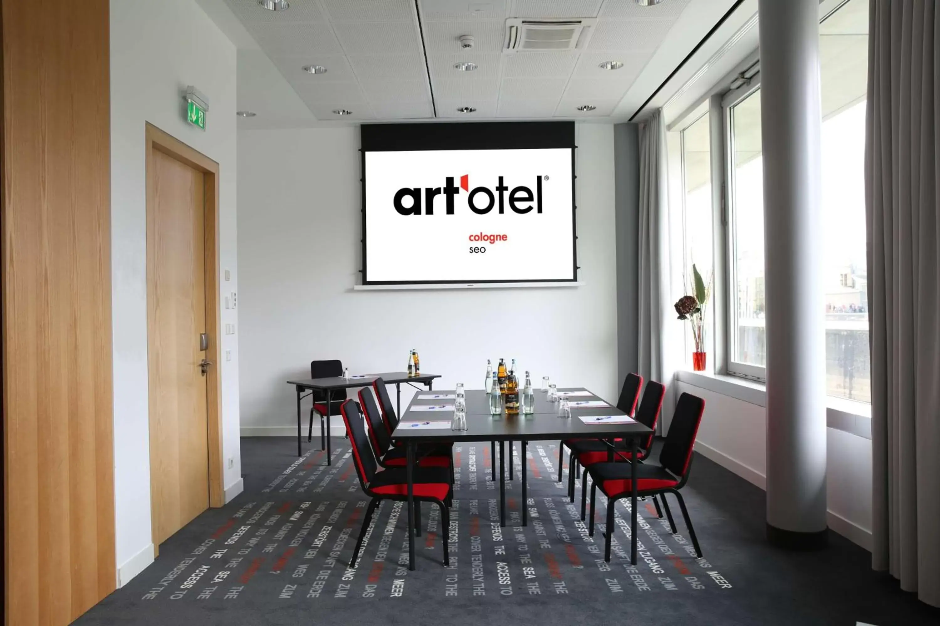Meeting/conference room, Dining Area in art'otel cologne, Powered by Radisson Hotels