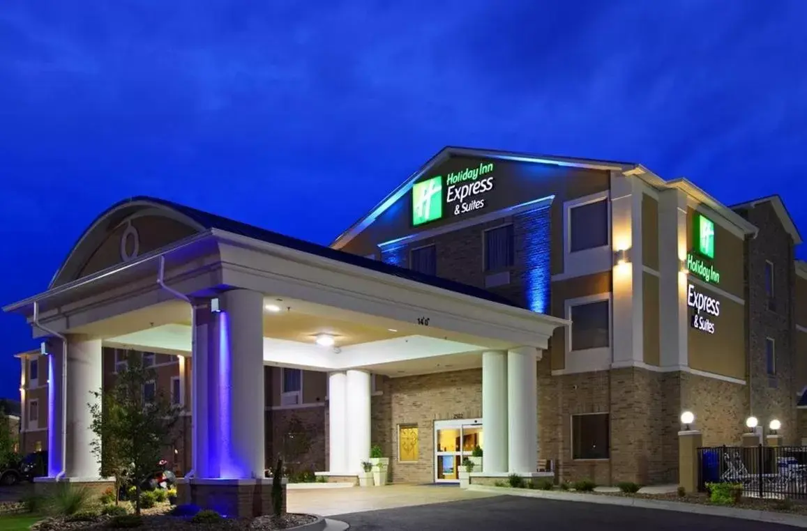 Property building in Holiday Inn Express Hotels Biddeford, an IHG Hotel