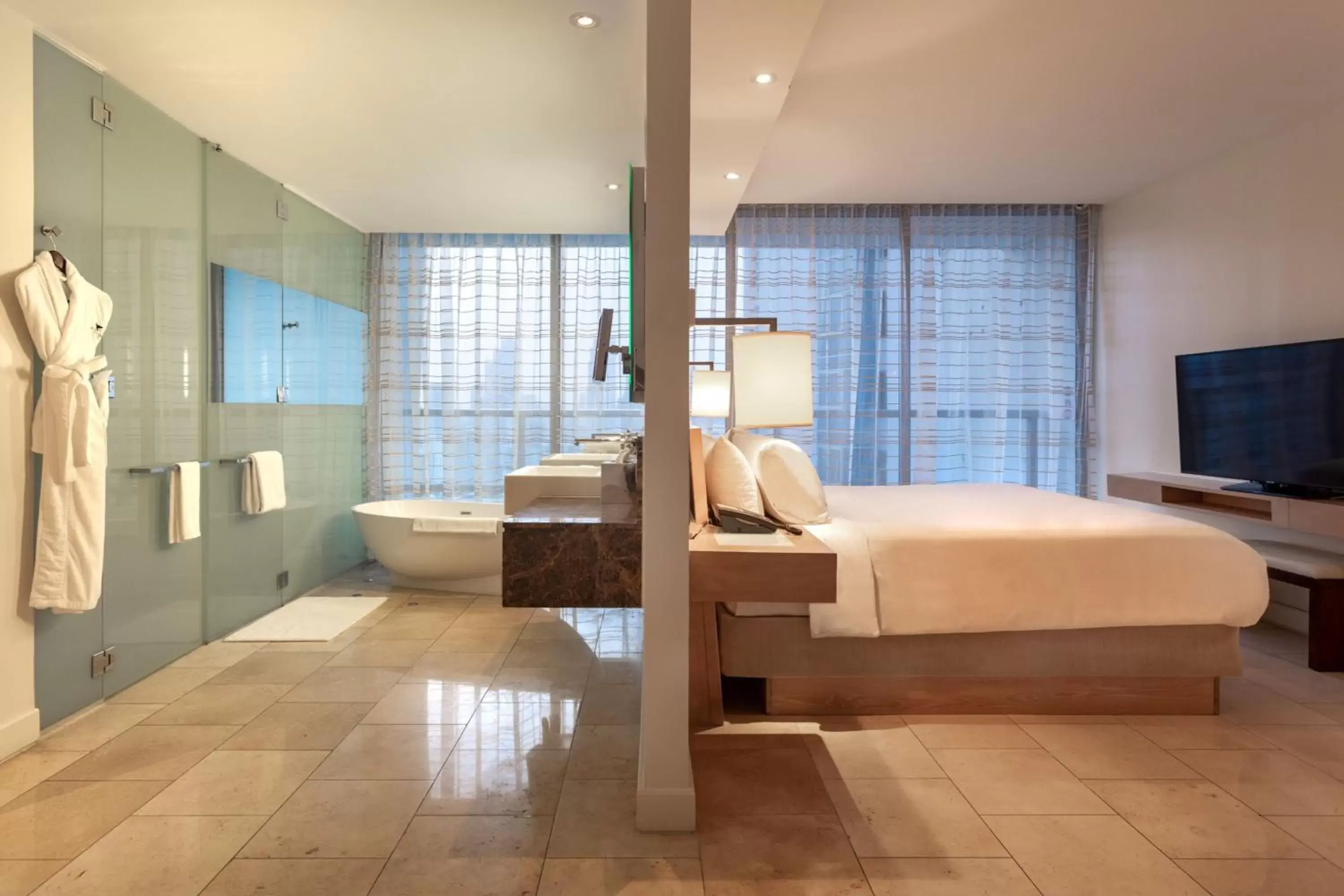 Photo of the whole room, Bathroom in JW Marriott Panama