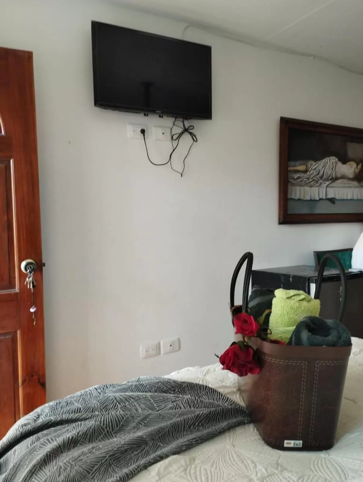 Triple Room with Private Bathroom in Sunset Paradise