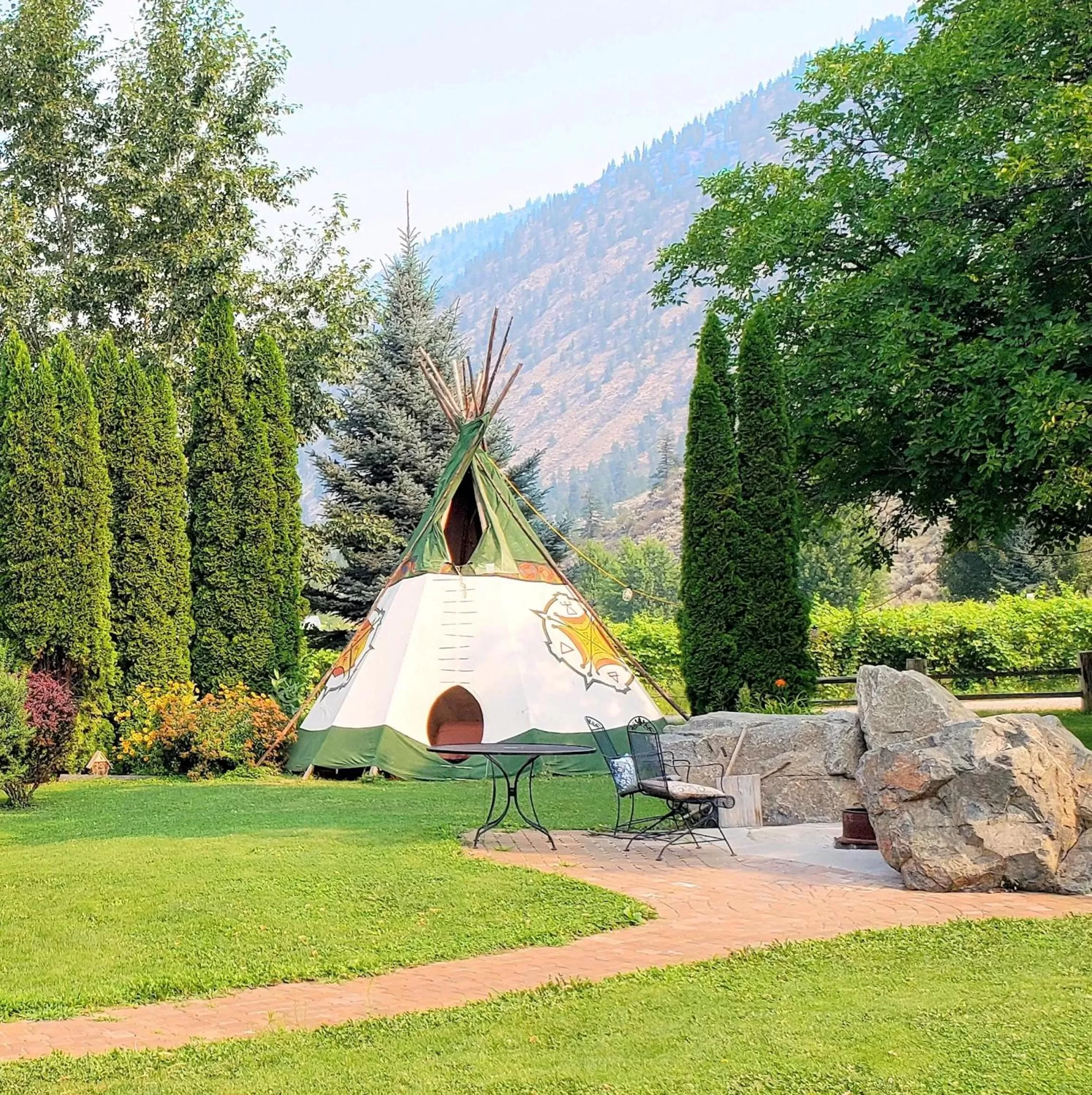 Garden in Similkameen Wild Resort & Winery Retreat