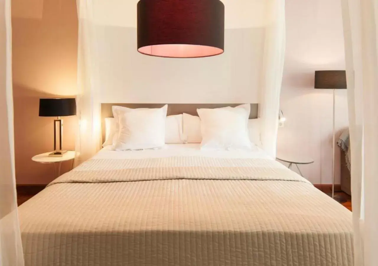 Bed in Hotel Boutique Villa Lorena by Charming Stay Adults Recommended