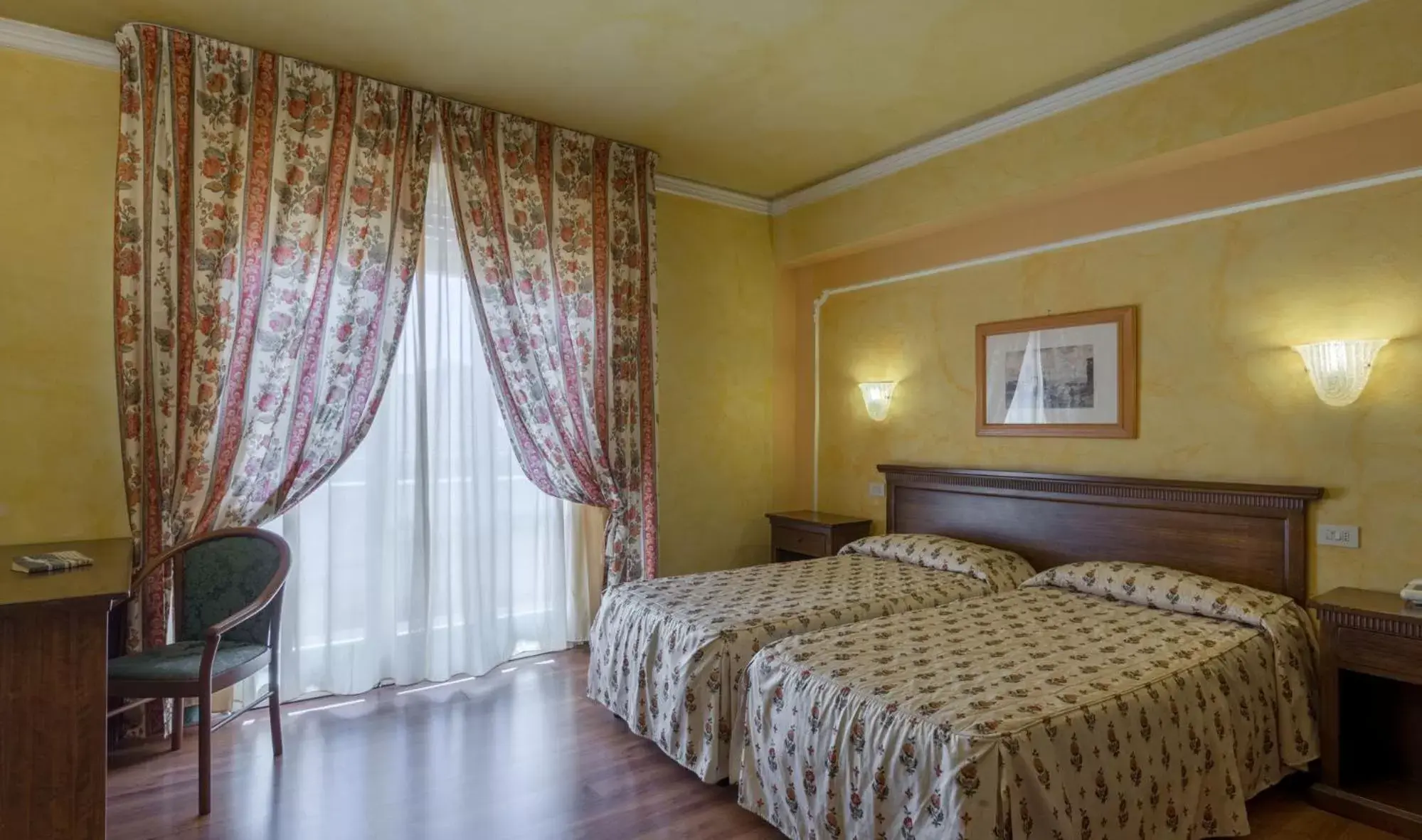 Bed in Hotel Minerva Palace Bed in Hotel Minerva Palace