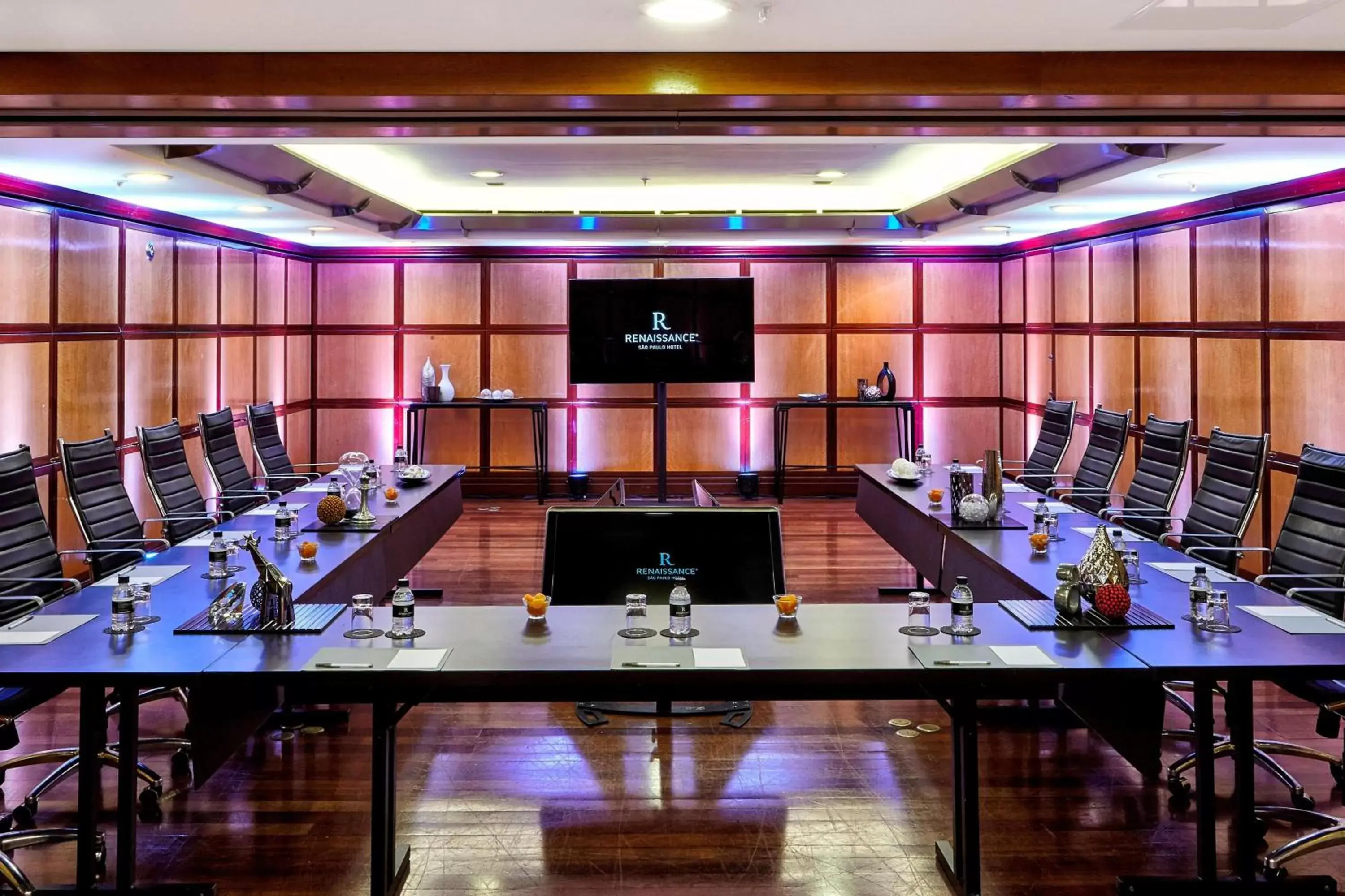 Meeting/conference room in Renaissance São Paulo Hotel