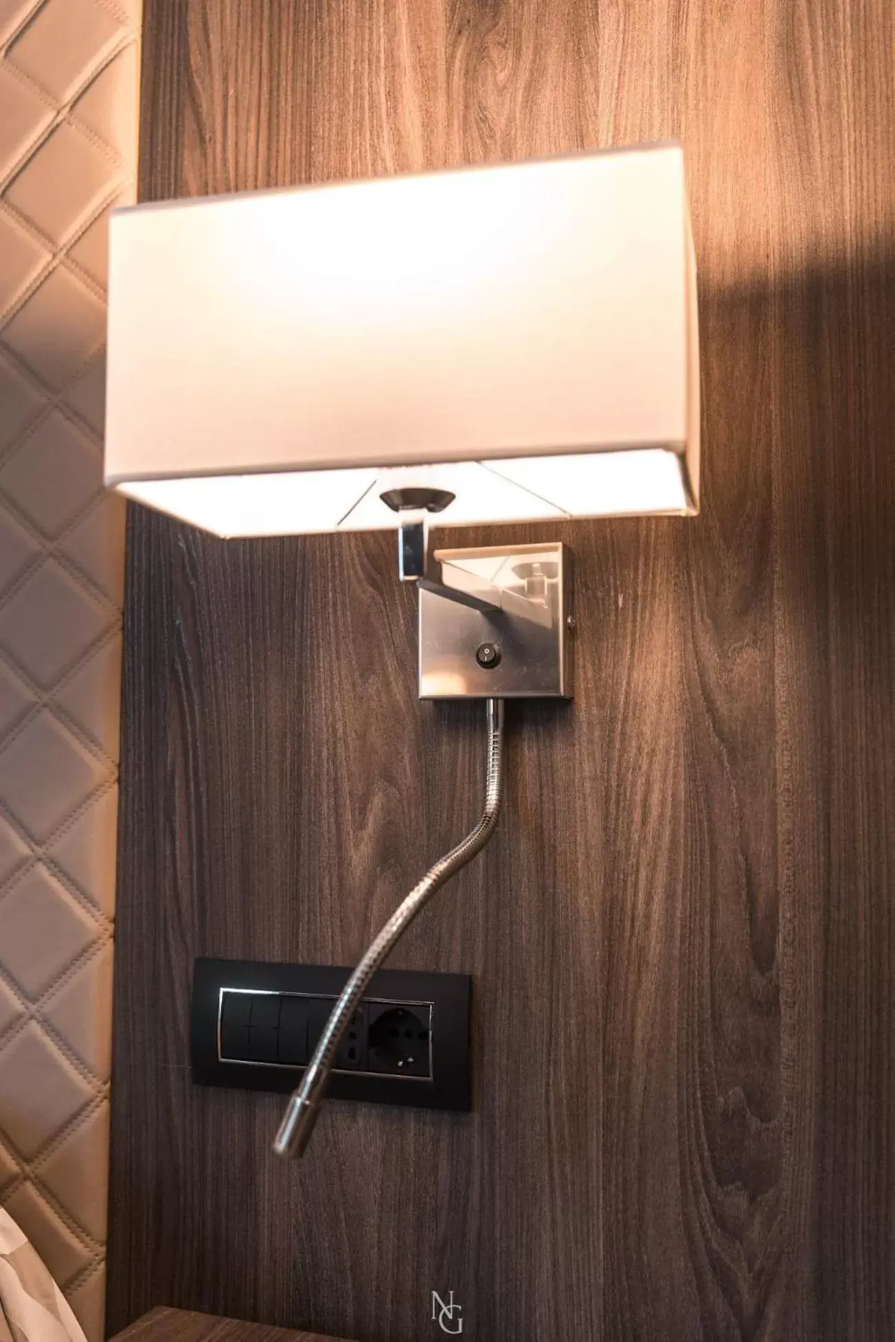 TV and multimedia, Bathroom in Hotel Kuma