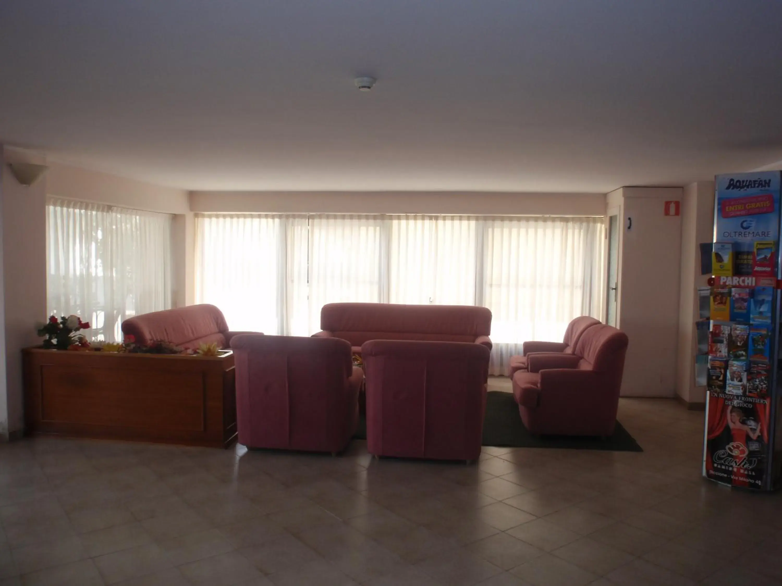 Library, Seating Area in Hotel Glenn