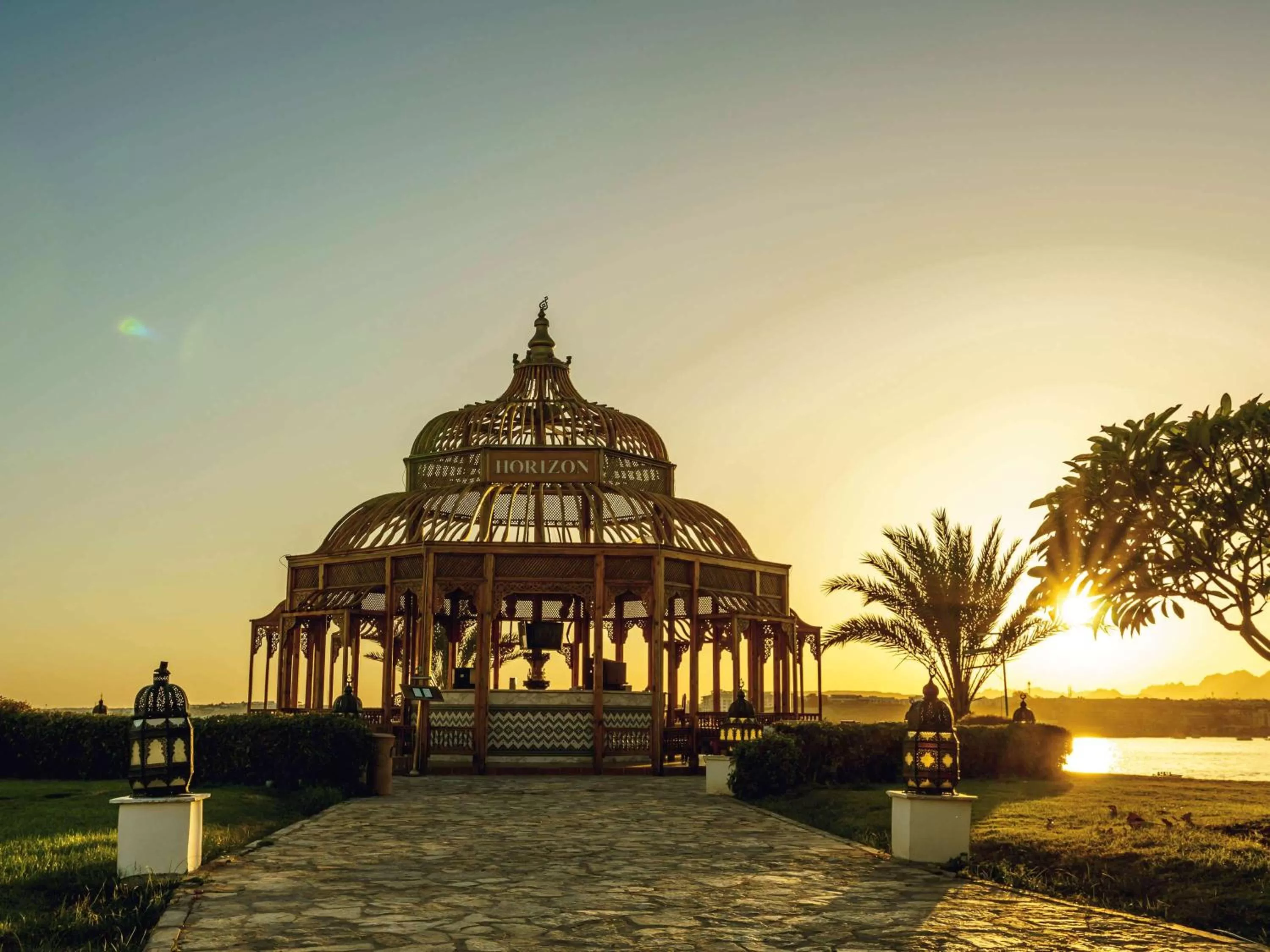 Lounge or bar, Property Building in Movenpick Resort Sharm El Sheikh