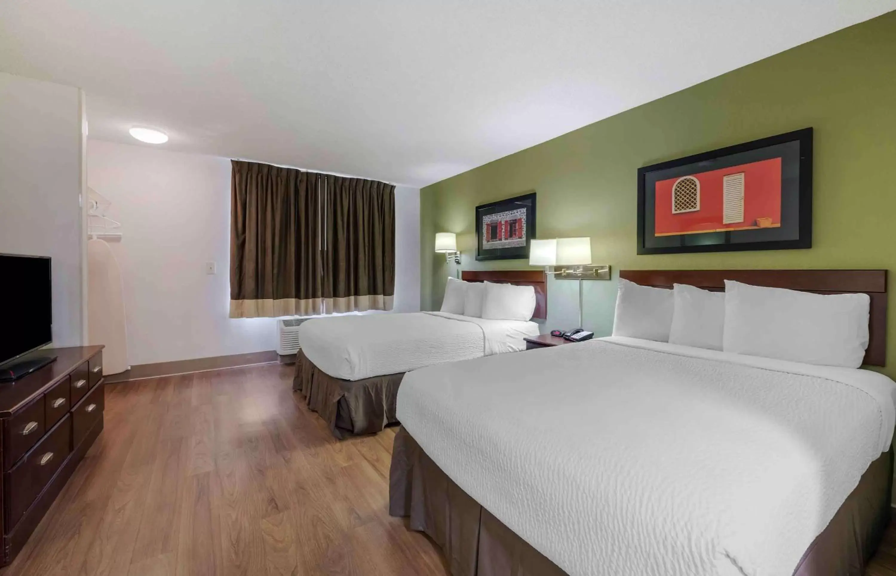 Bedroom, Bed in Extended Stay America Suites - Orlando - Lake Mary - 1036 Greenwood Blvd