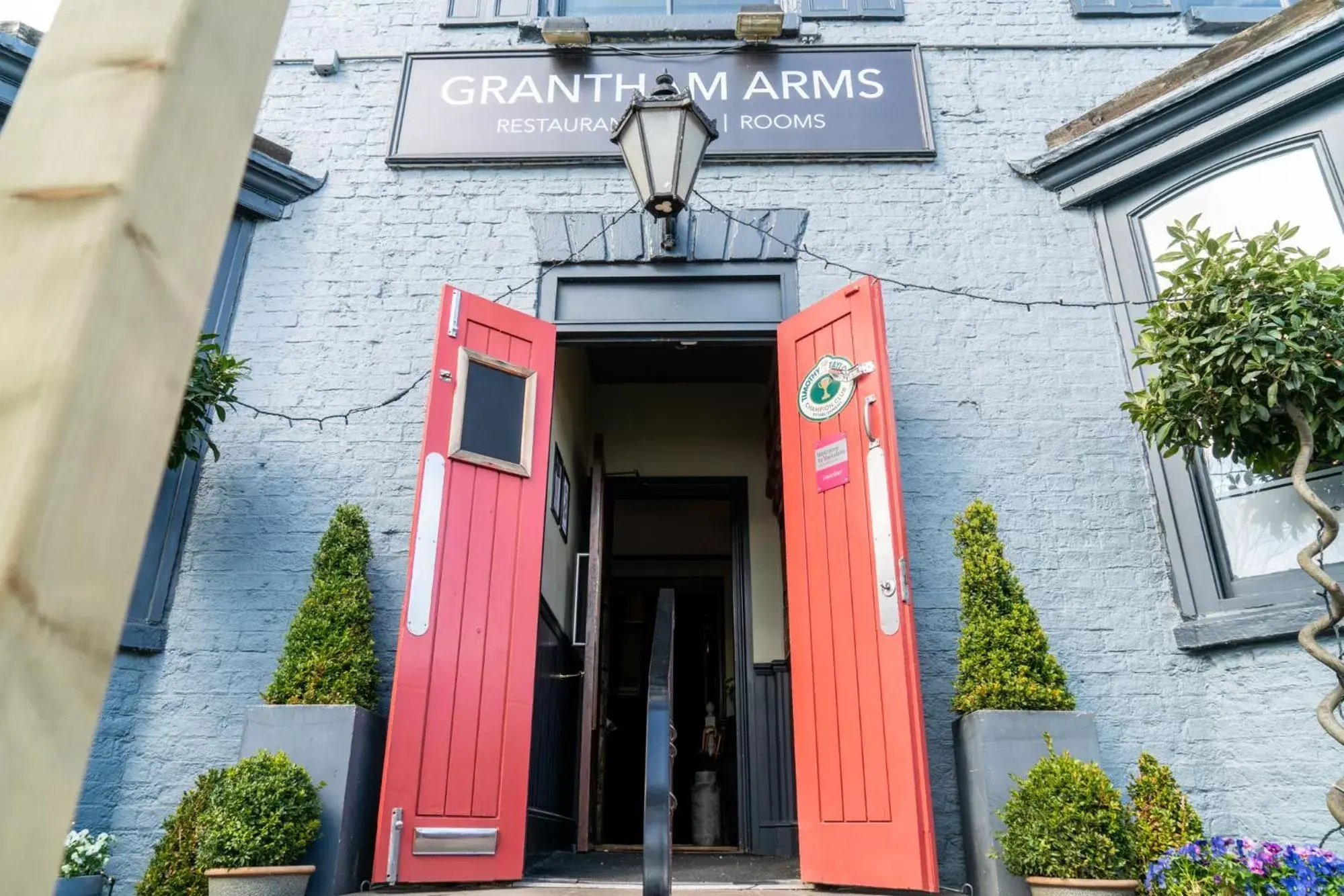 Property building in Grantham Arms Property building in Grantham Arms