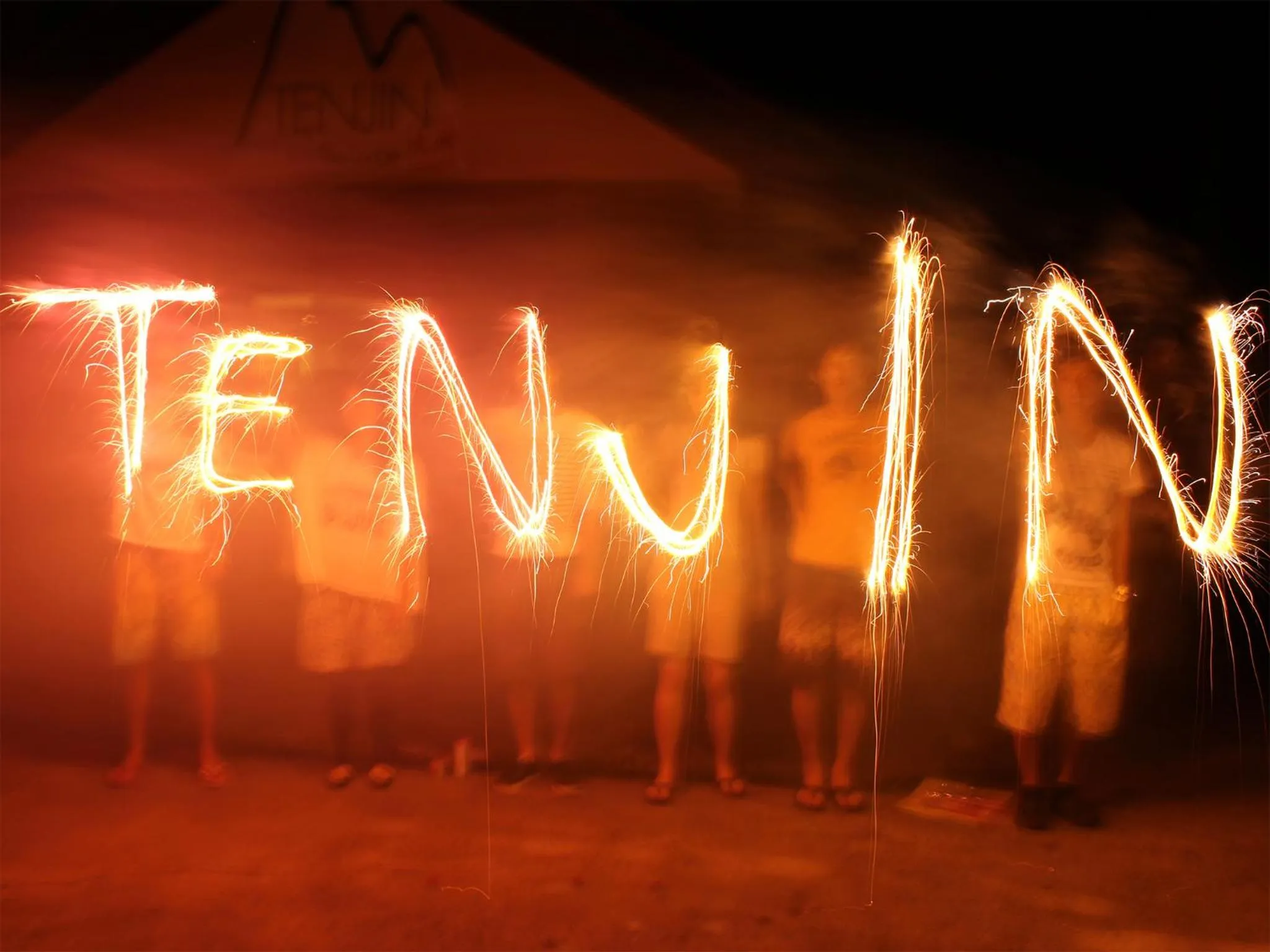 group of guests in Tenjin Lodge