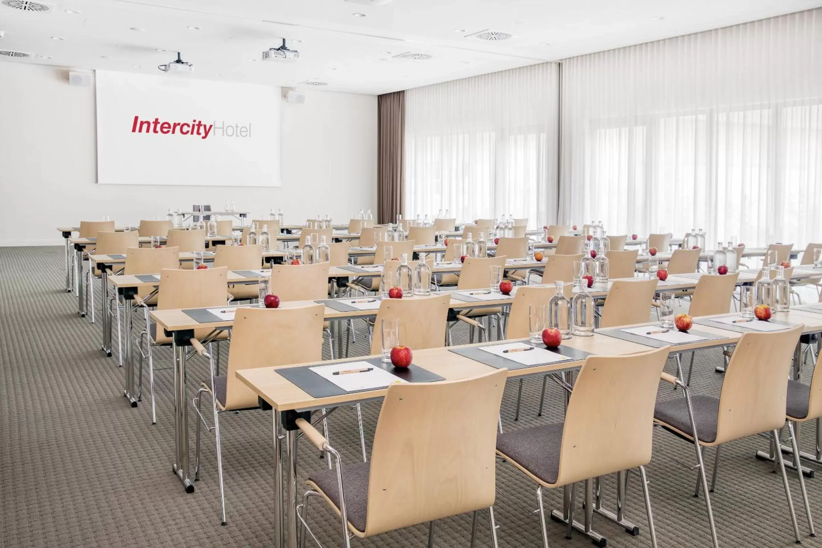 Banquet/Function facilities in IntercityHotel Budapest
