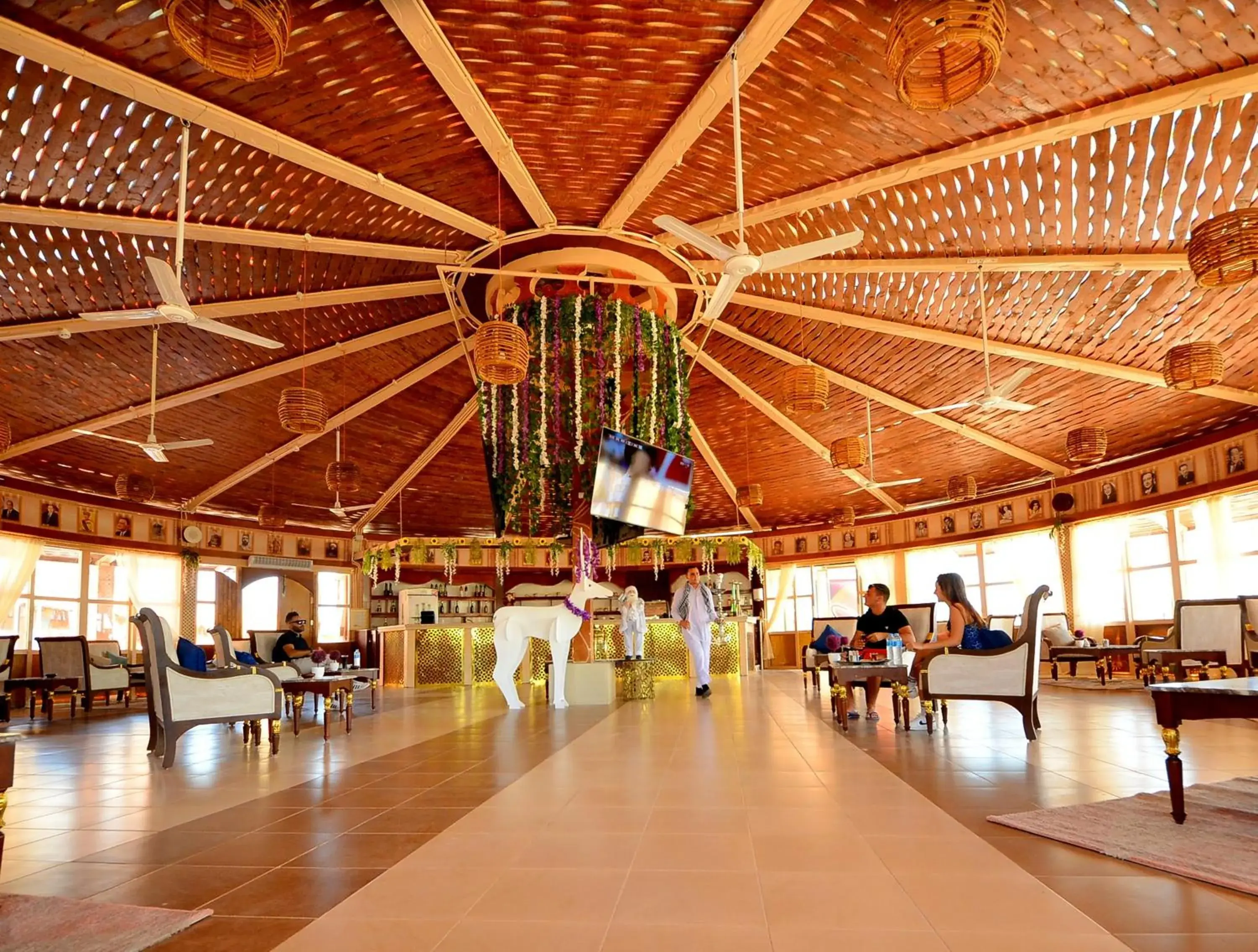 Restaurant/Places to Eat in Sea Beach Aqua Park Resort