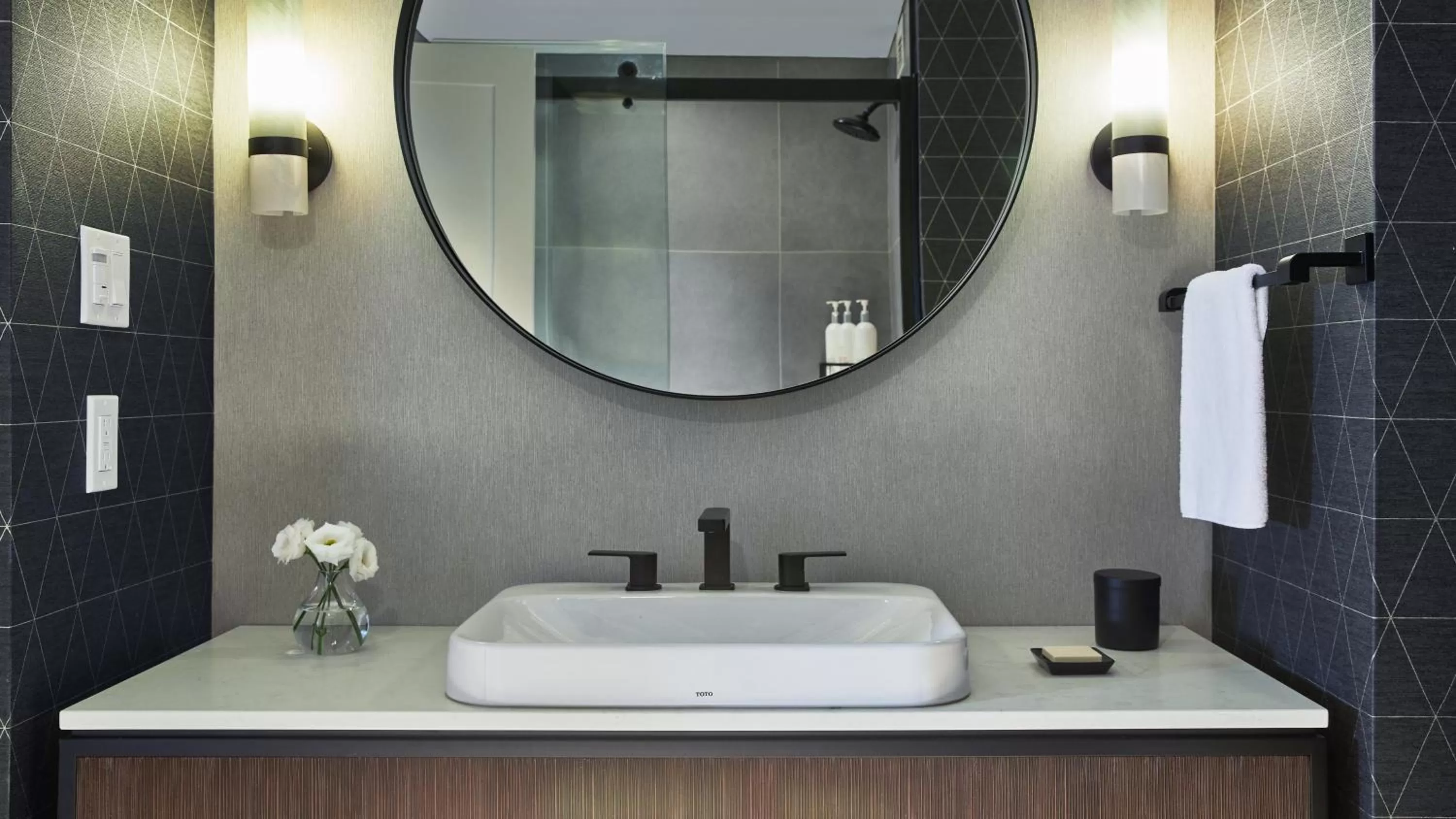 Bathroom in Kimpton Marlowe by IHG