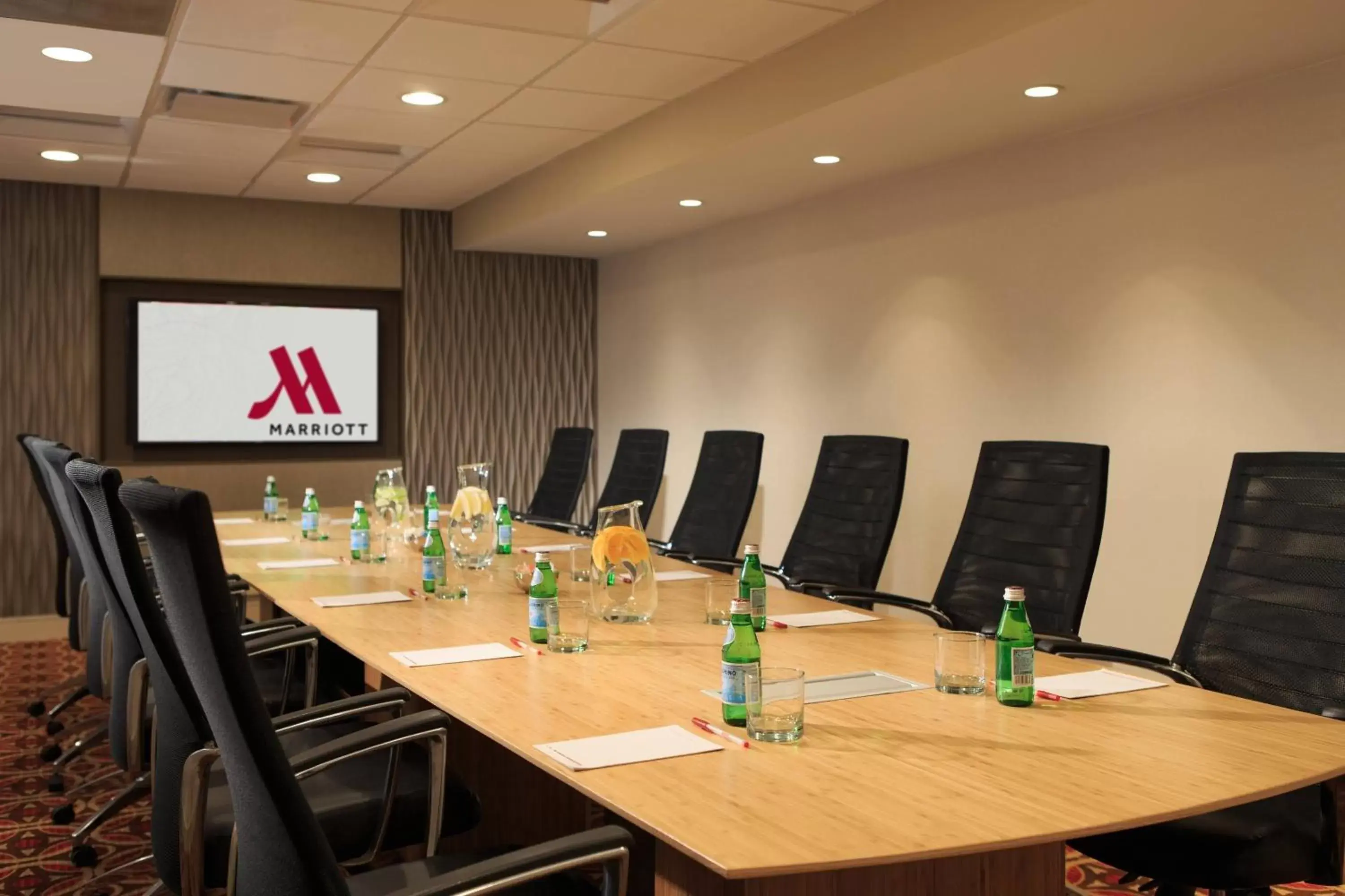 Meeting/conference room, Business Area/Conference Room in Lincolnshire Marriott Resort