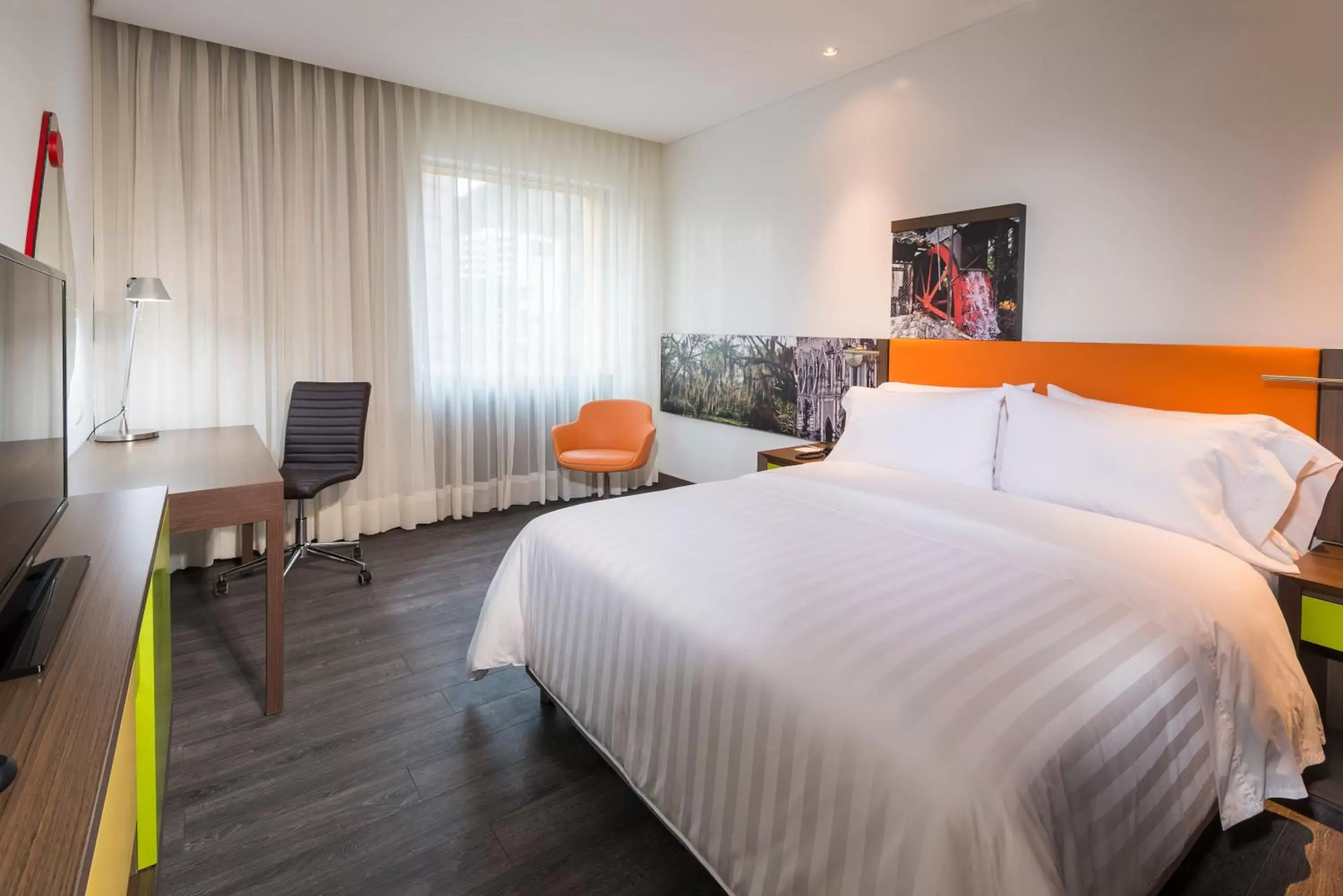 Bedroom, Bed in Hampton by Hilton Bogota Usaquen