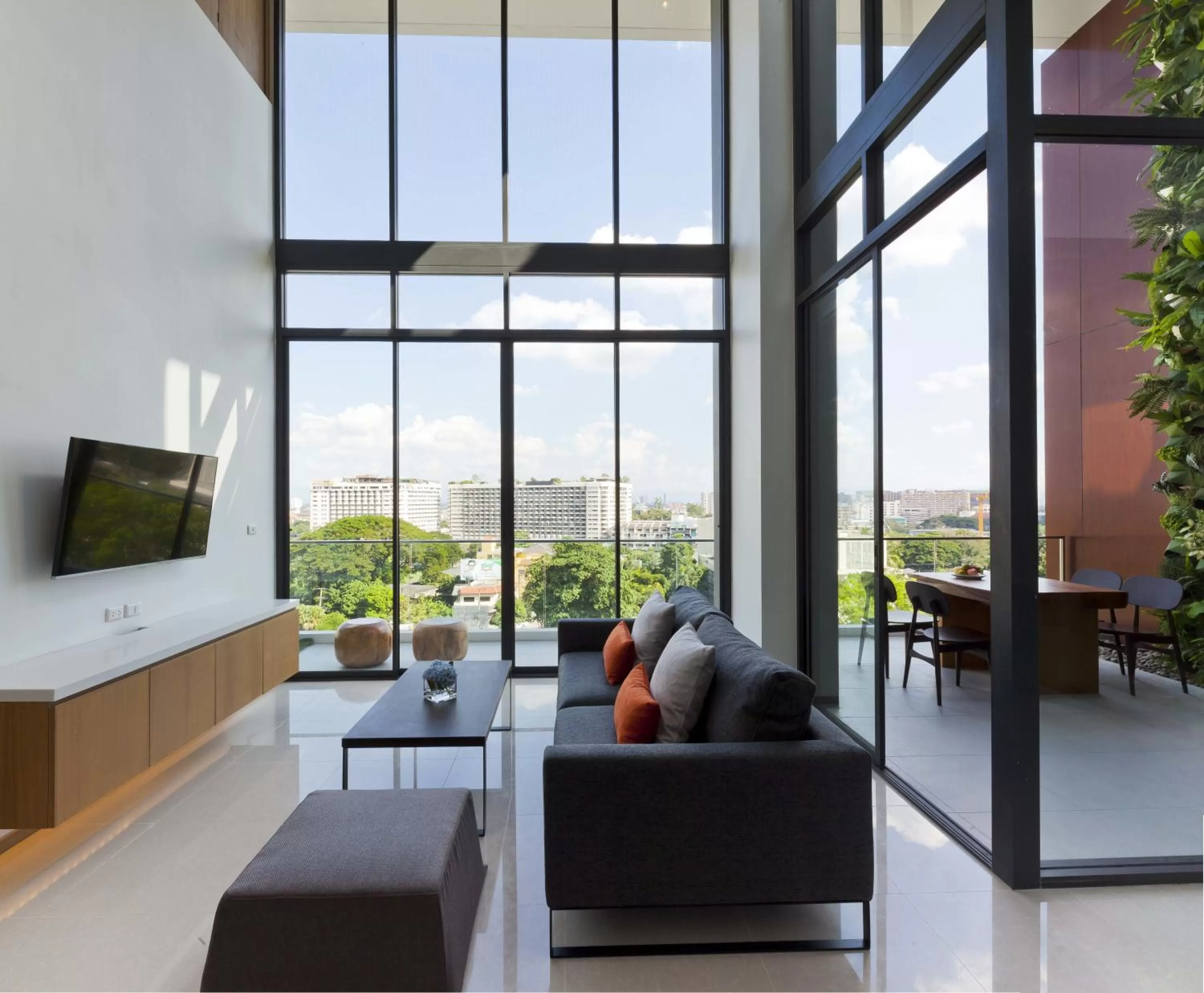 Living room in Eastin Tan Hotel Chiang Mai