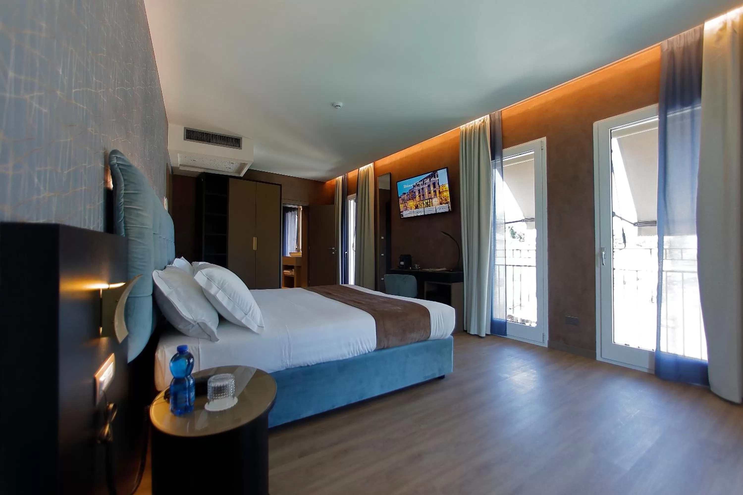 Photo of the whole room, Bed in Hotel Bell'arrivo by Dori