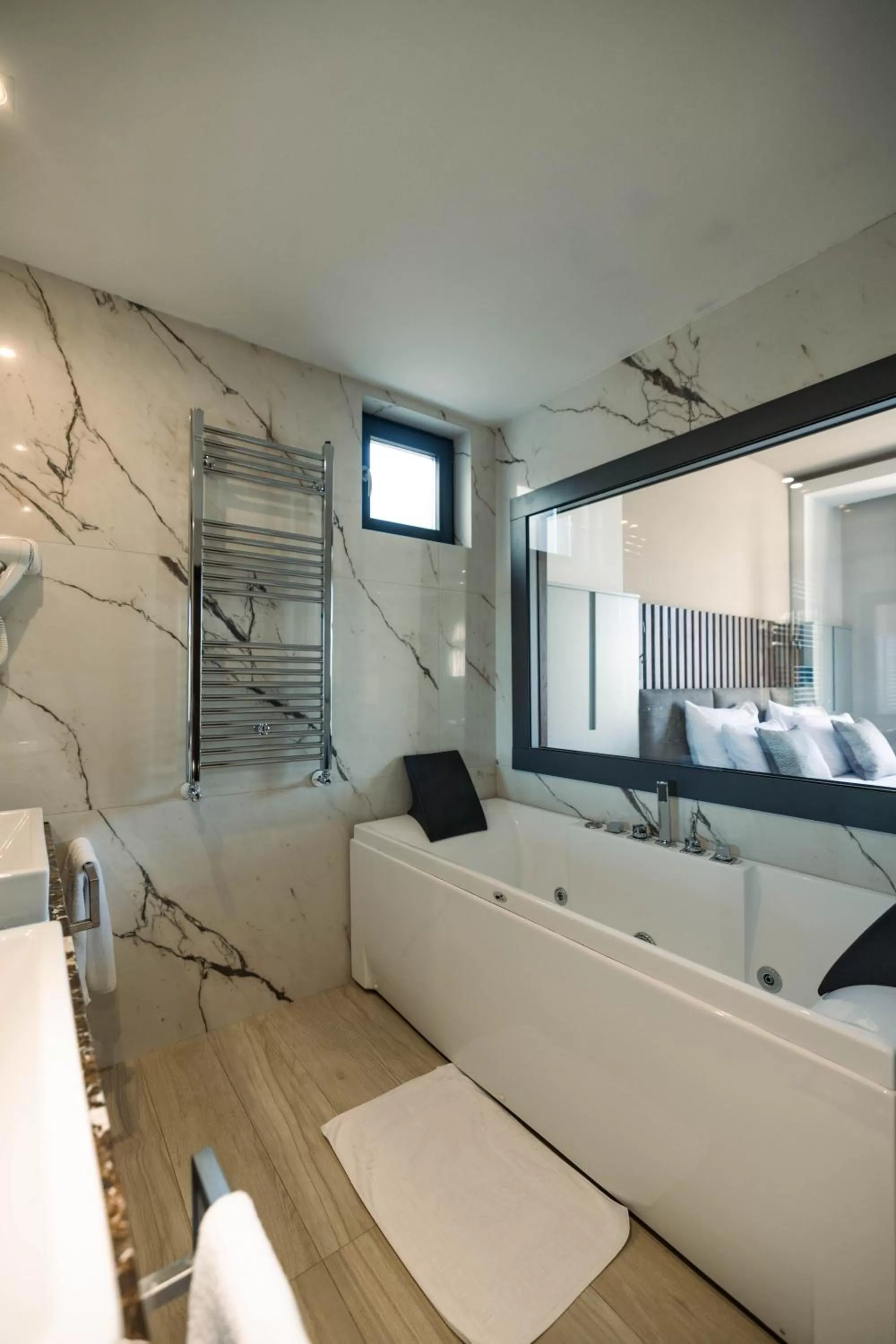 Shower in Hotel Prishtina