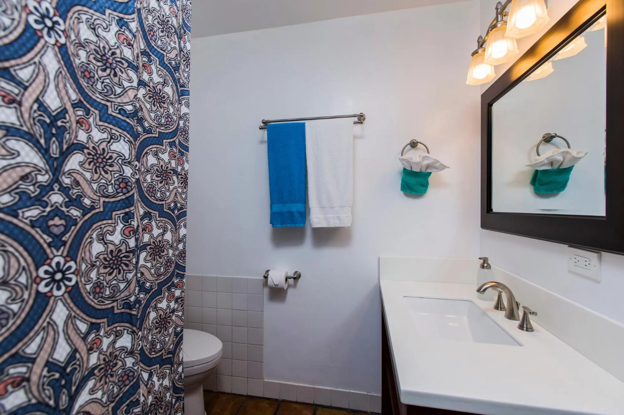 Bathroom in Sugar Apple Bed and Breakfast