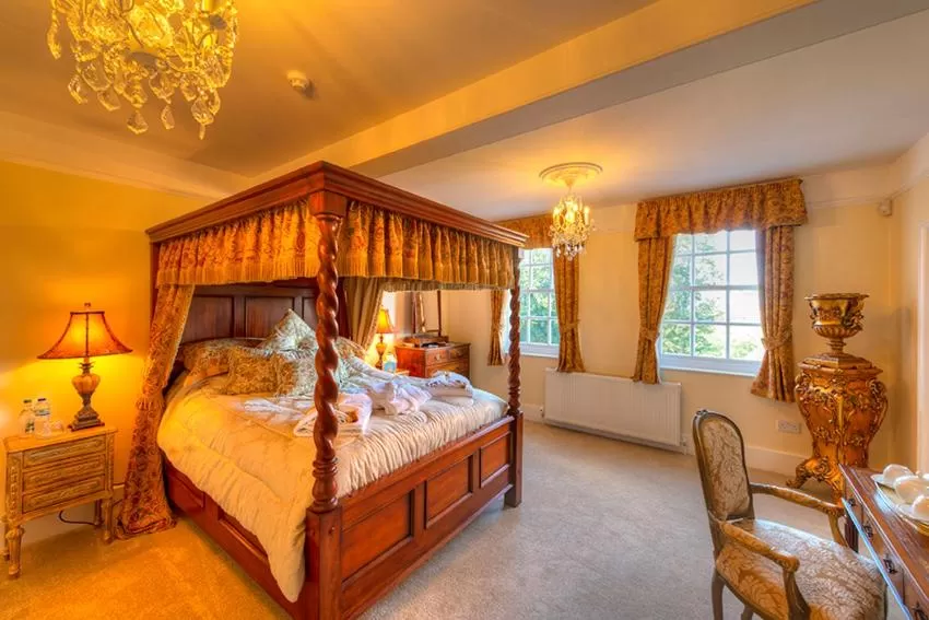 Bed in Saltcote Place