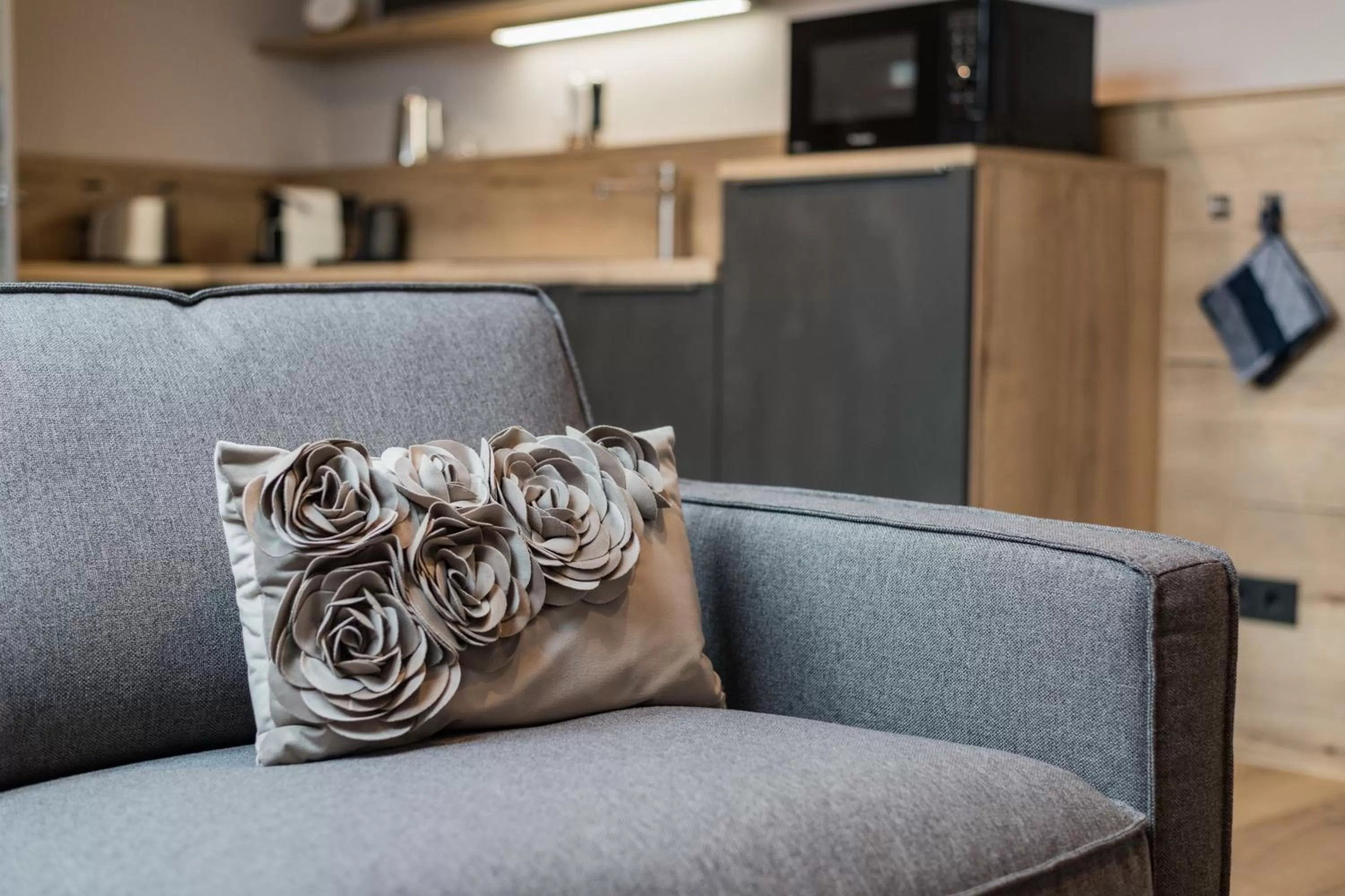 Kitchen or kitchenette in Suites MITTE - Aparthotel