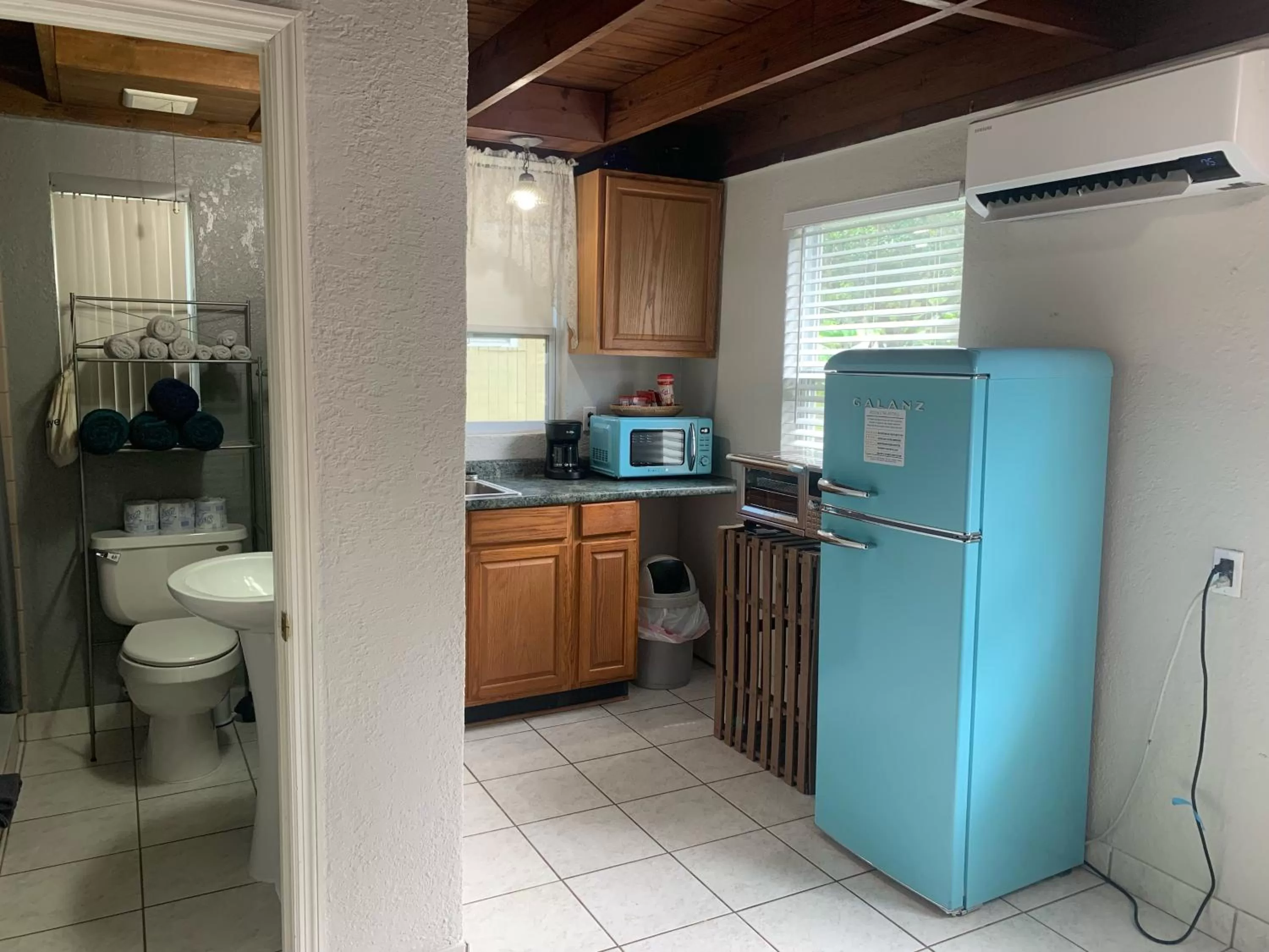 Nature Coast Inn & Cottages