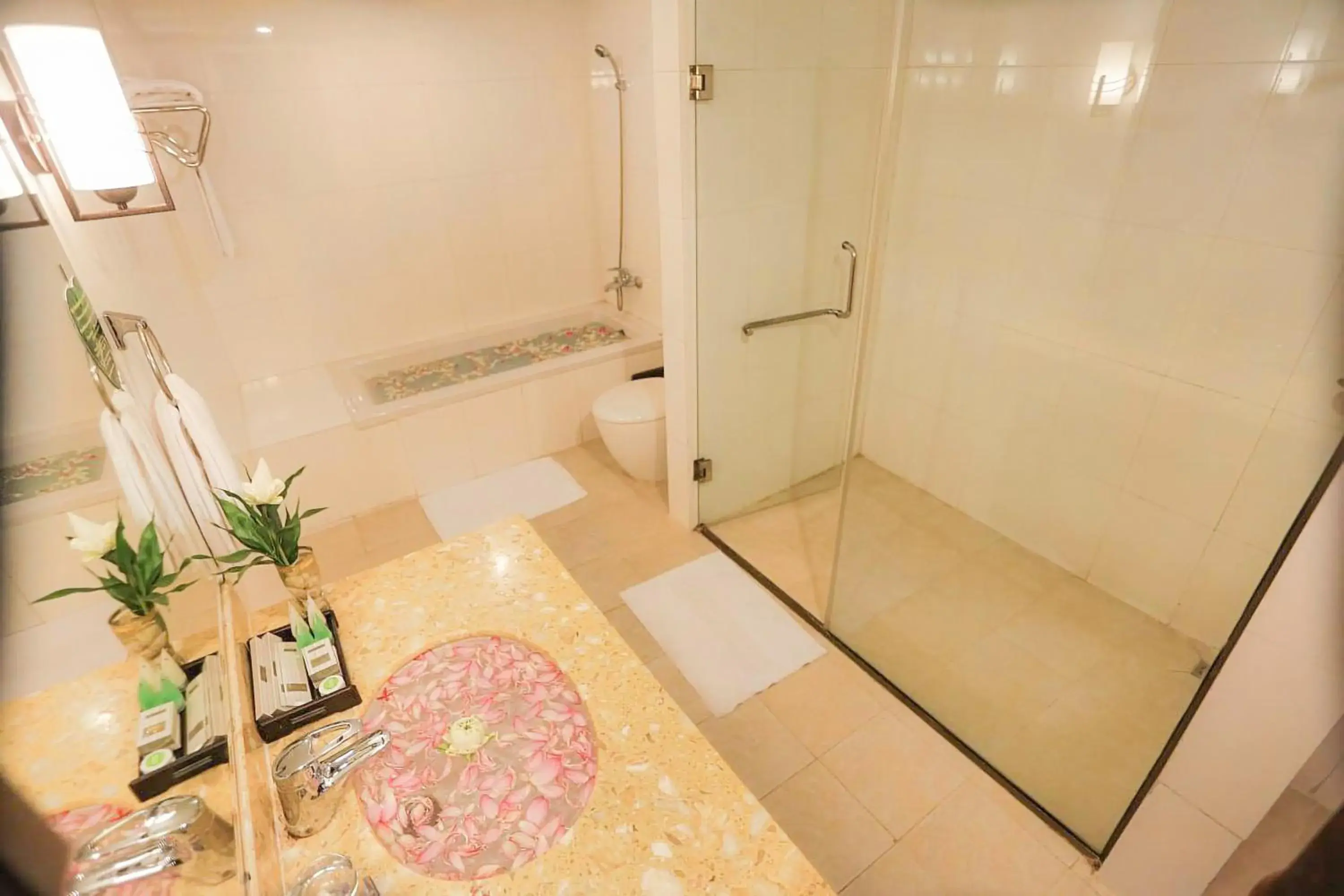Bathroom in Lucky Angkor Hotel & Spa