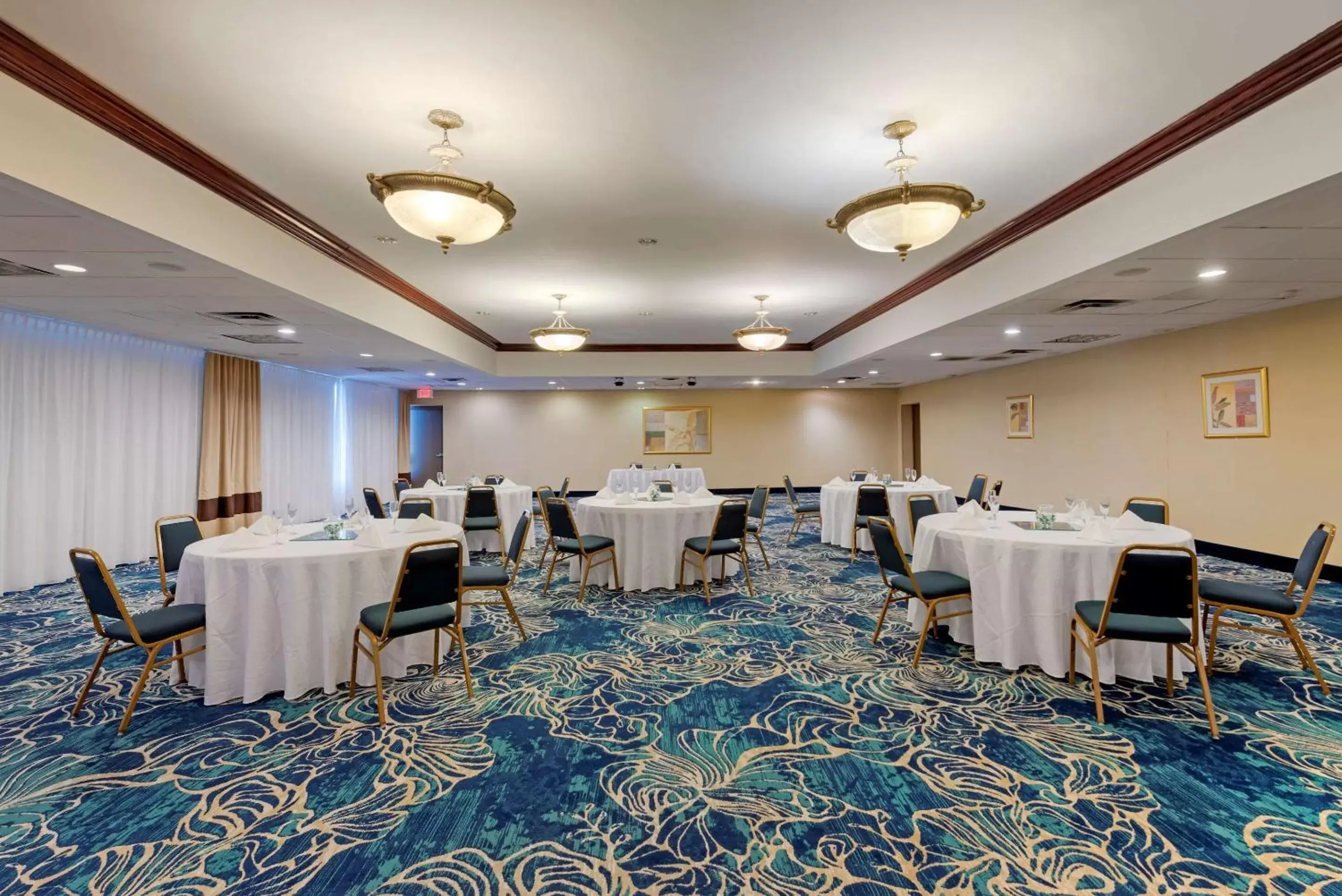 On site, Banquet Facilities in Comfort Inn on the Ocean