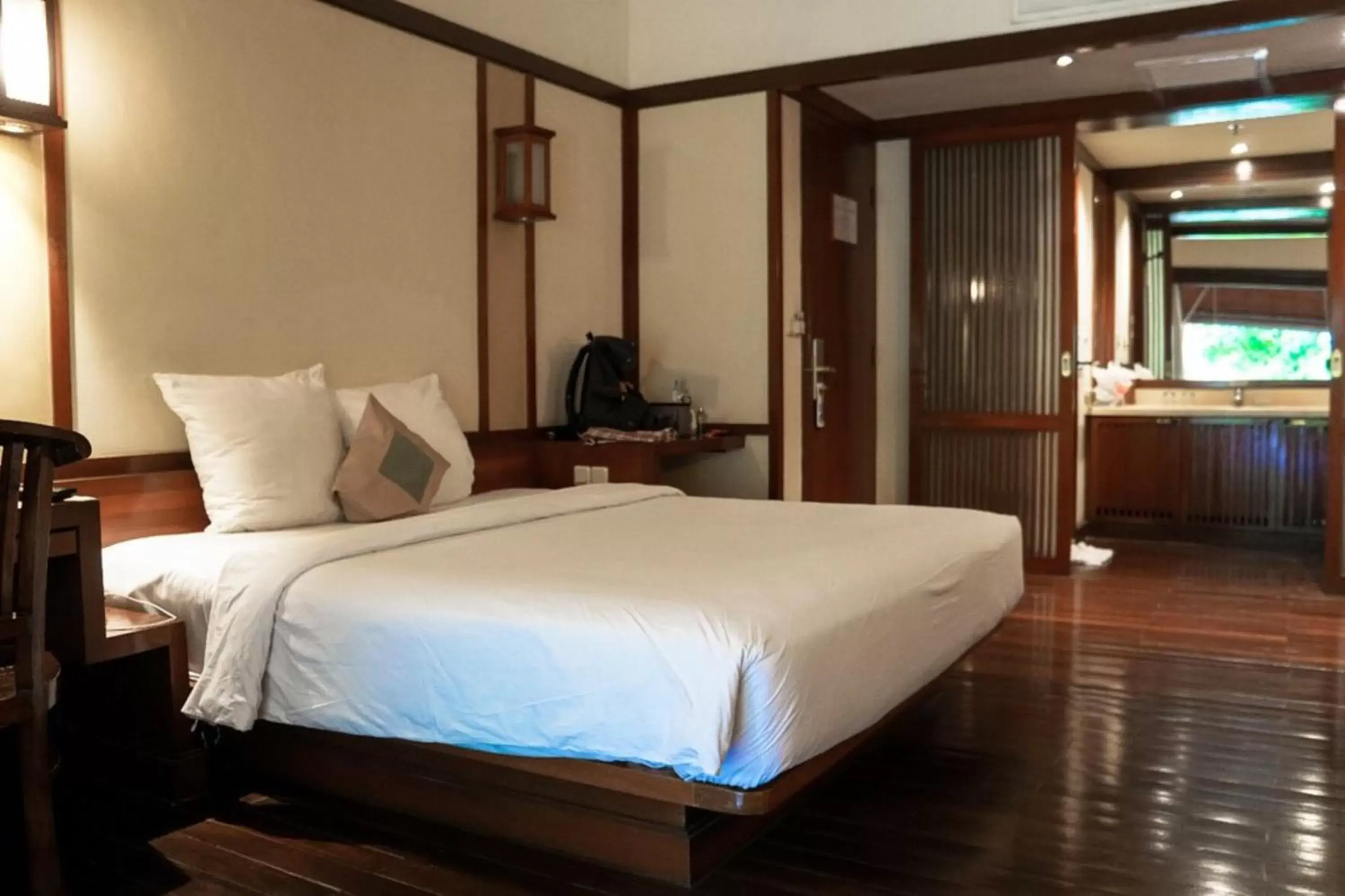 Bed in Novotel Bogor Golf Resort