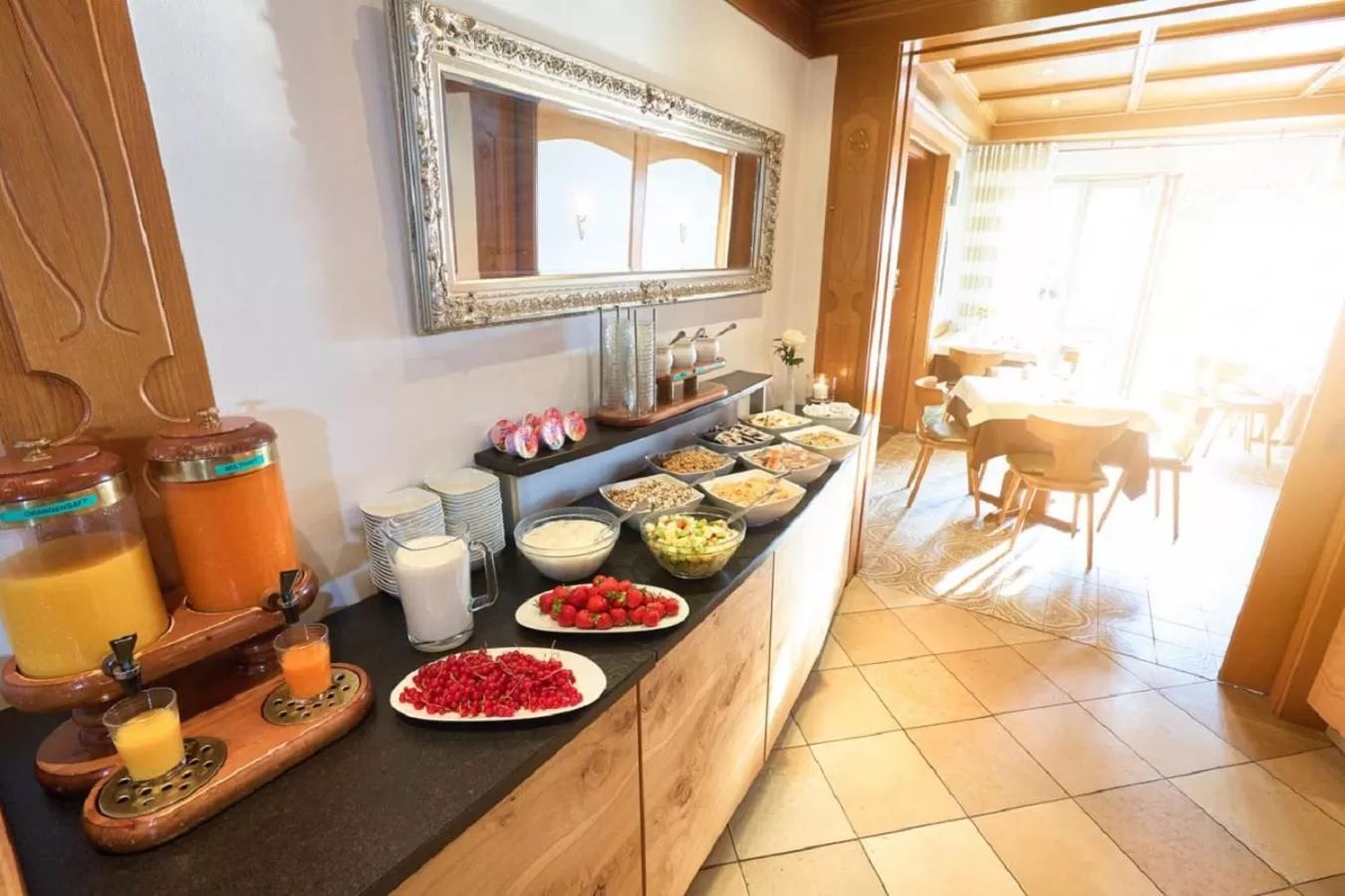 Buffet breakfast in Gasthof-Hotel Pietsch