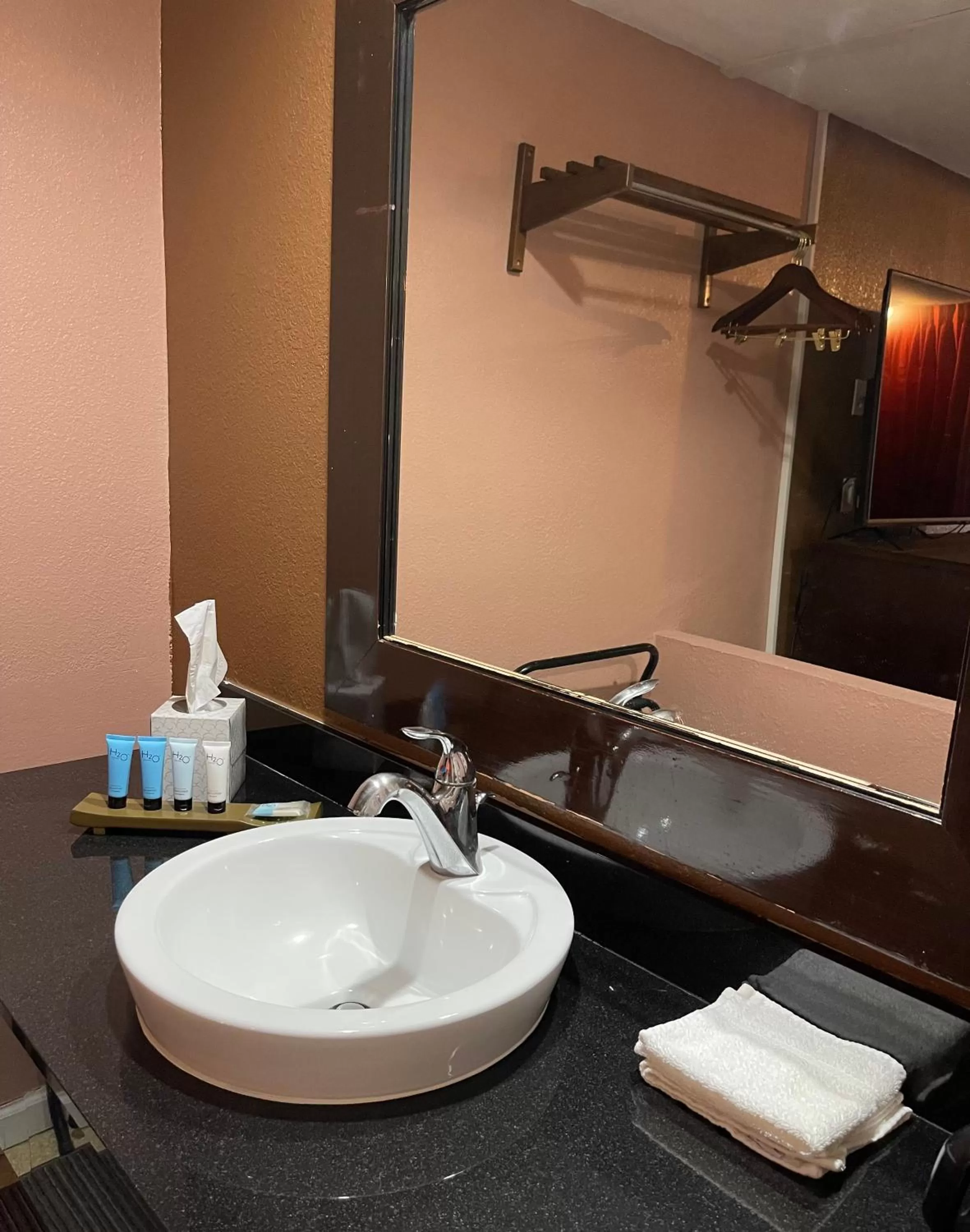 Annie Oakley Motel Oakley