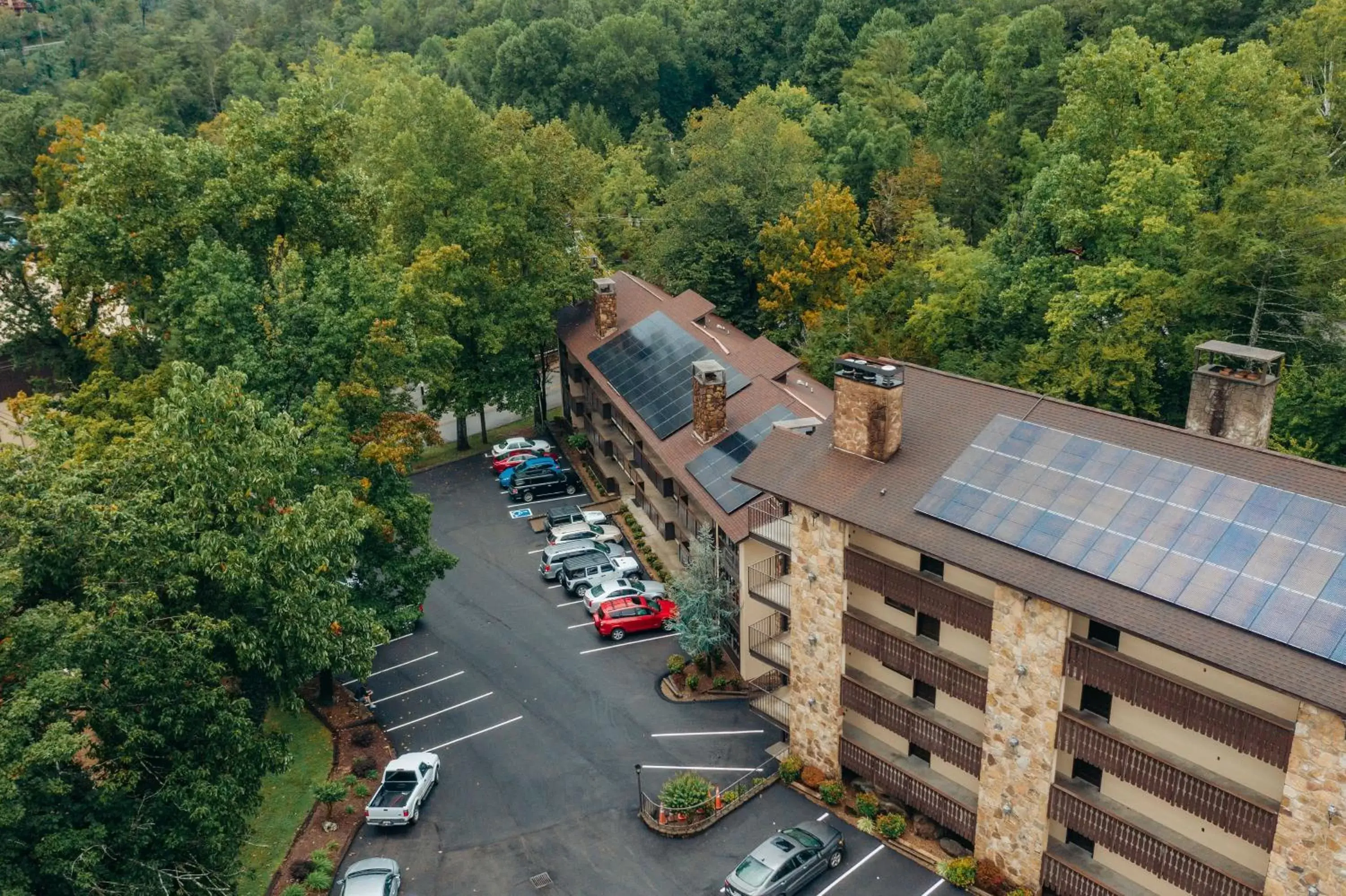 Bird's eye view, Bird's-eye View in Brookside Lodge