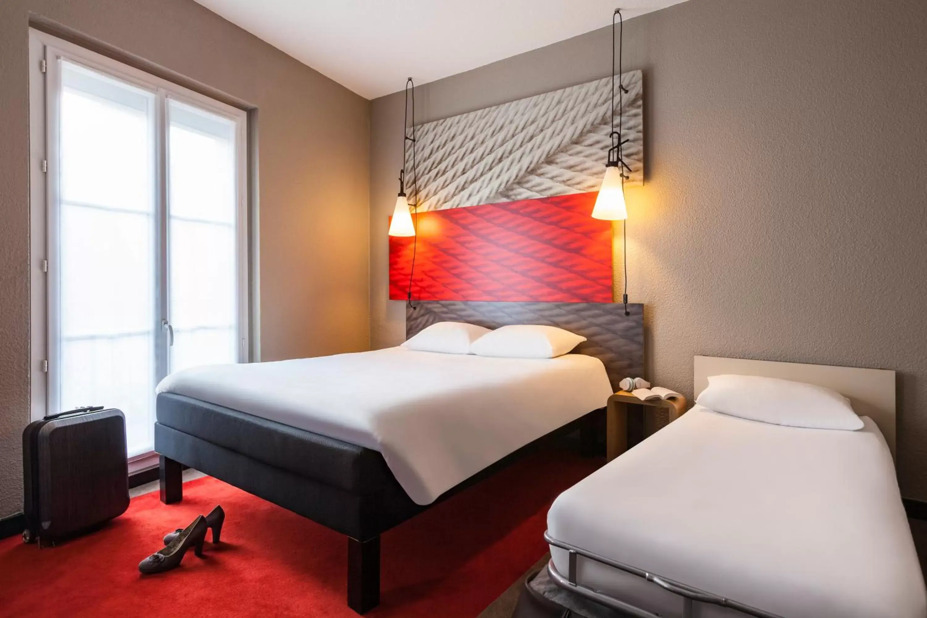 Photo of the whole room, Bed in ibis Marne La Vallee Champs-sur-Marne