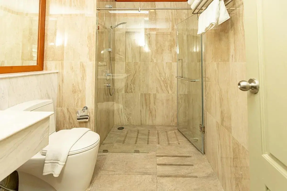Bathroom in Plakan Resort (SHA Extra Plus)