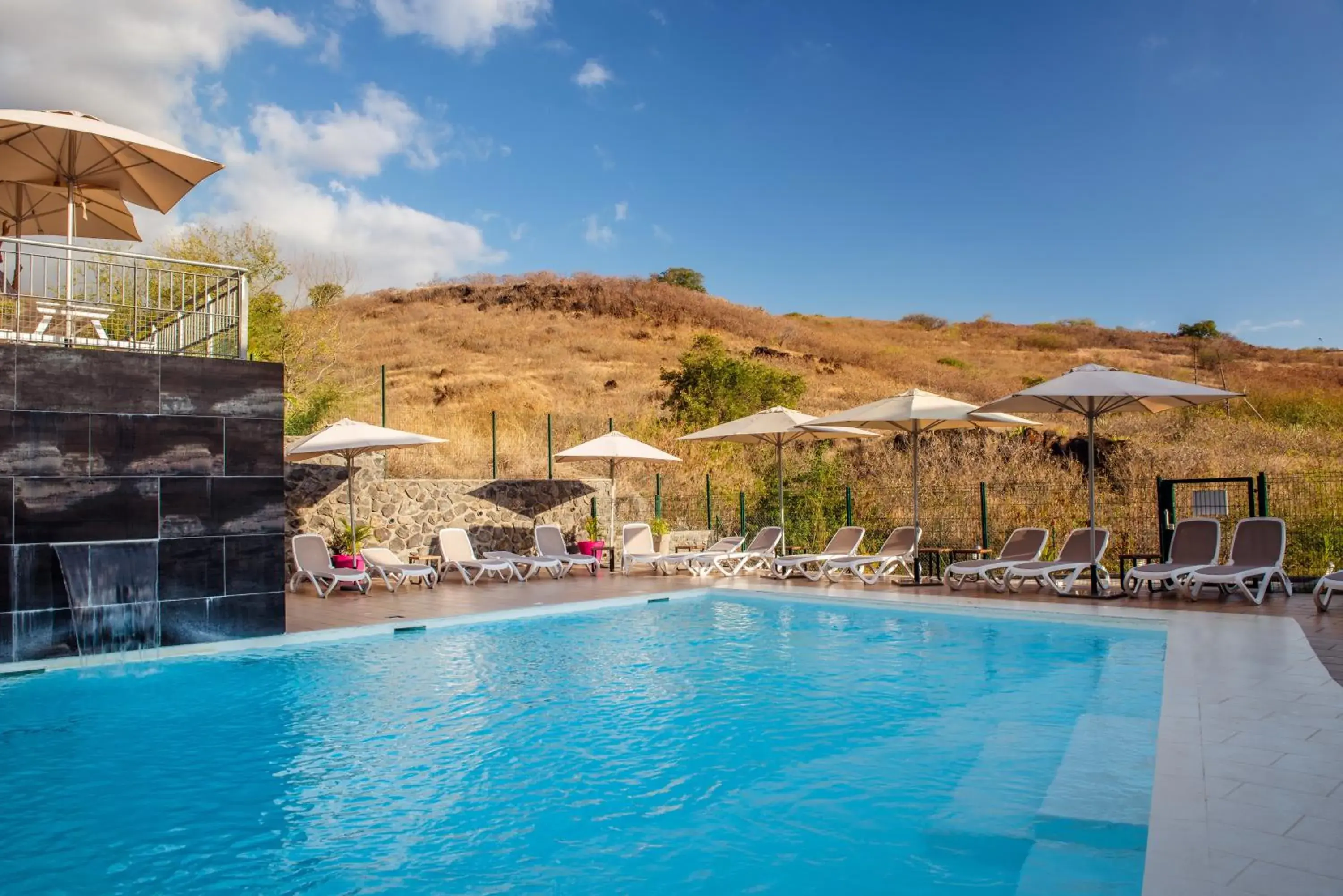 Landmark view, Swimming Pool in Tama Hotel