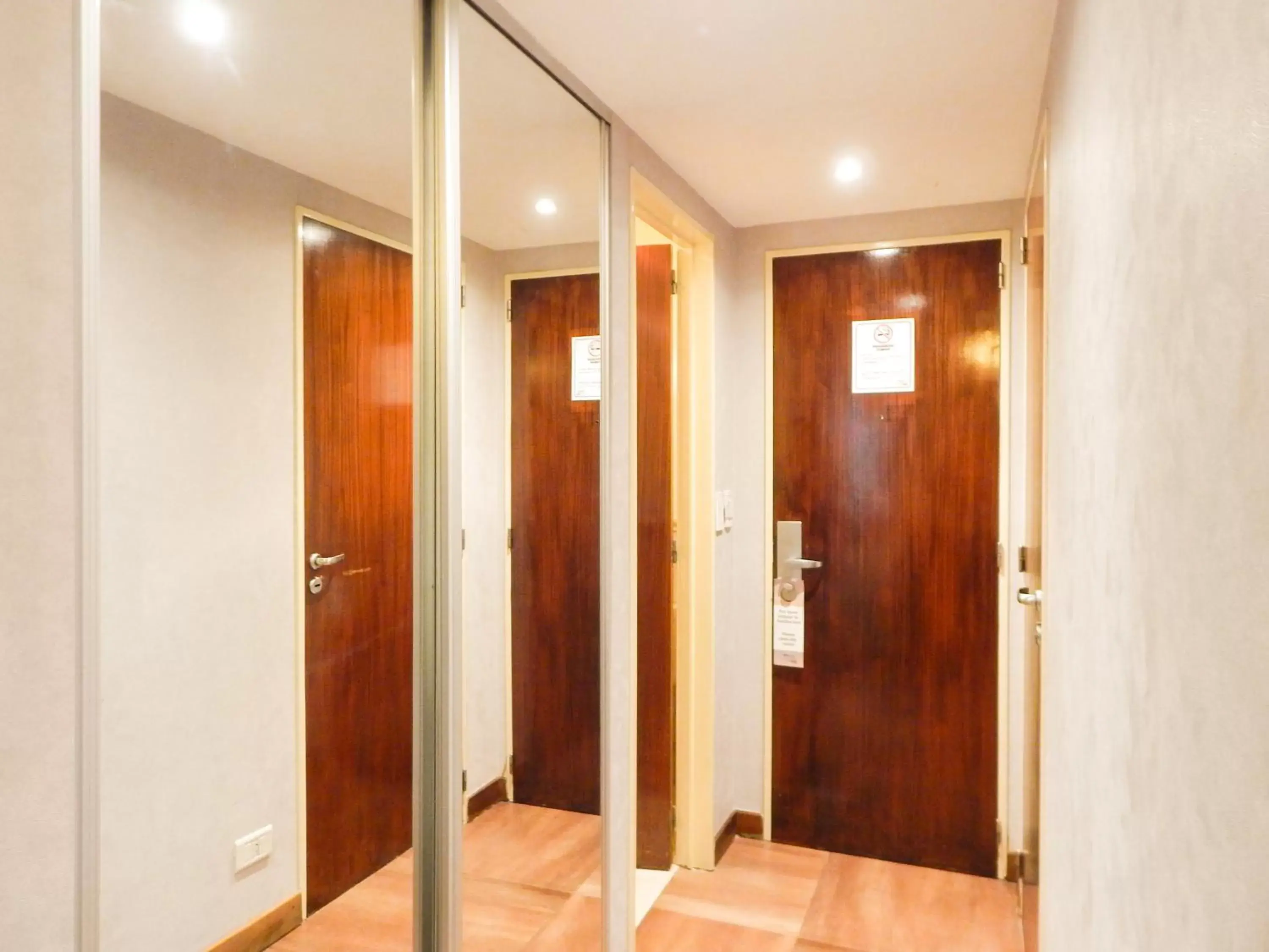 Photo of the whole room, Bathroom in Ribera Sur Hotel