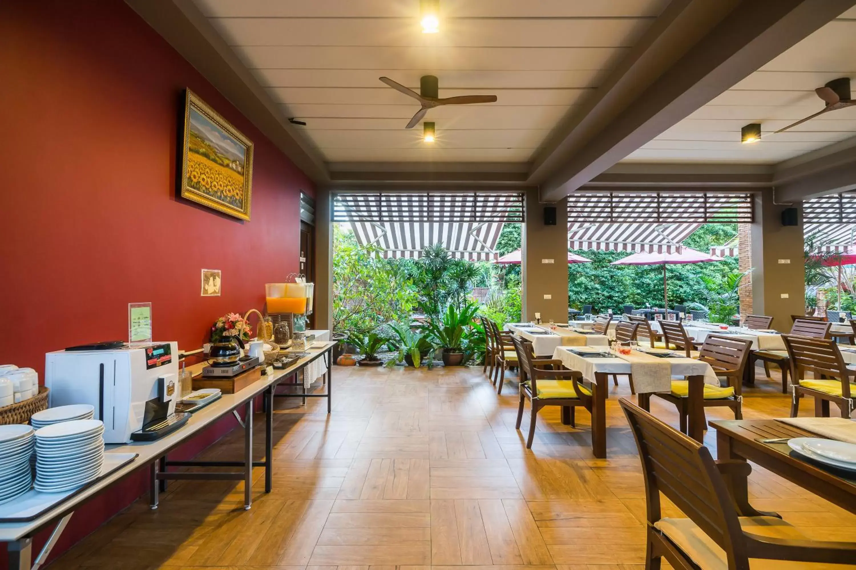 Buffet breakfast, Restaurant/Places to Eat in Ayrest Hua Hin Hotel