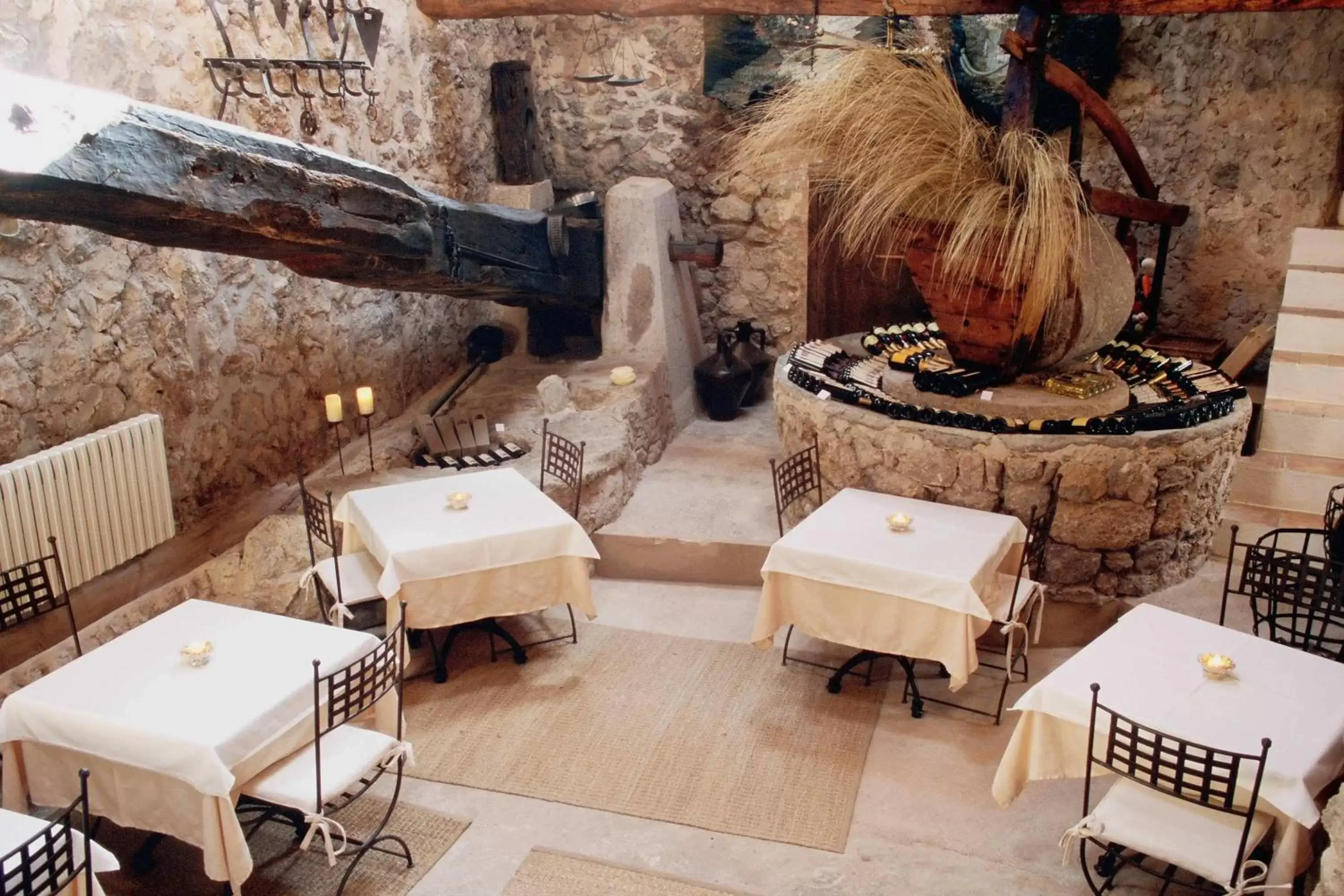 Restaurant/places to eat in Mirabó de Valldemossa Restaurant/places to eat in Mirabó de Valldemossa