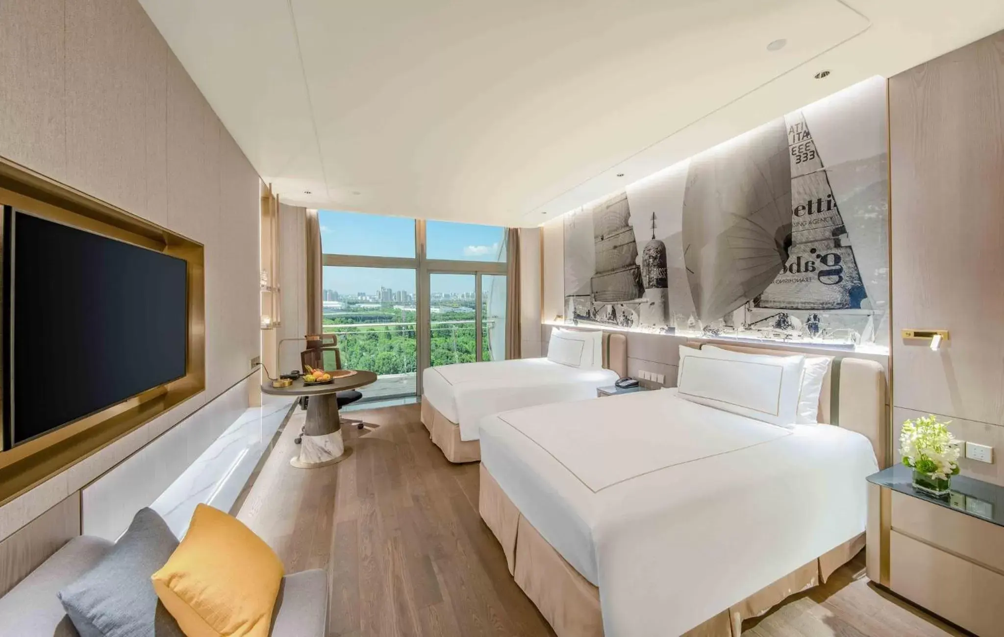 Photo of the whole room, Bed in Crowne Plaza Suzhou by IHG Photo of the whole room, Bed in Crowne Plaza Suzhou by IHG