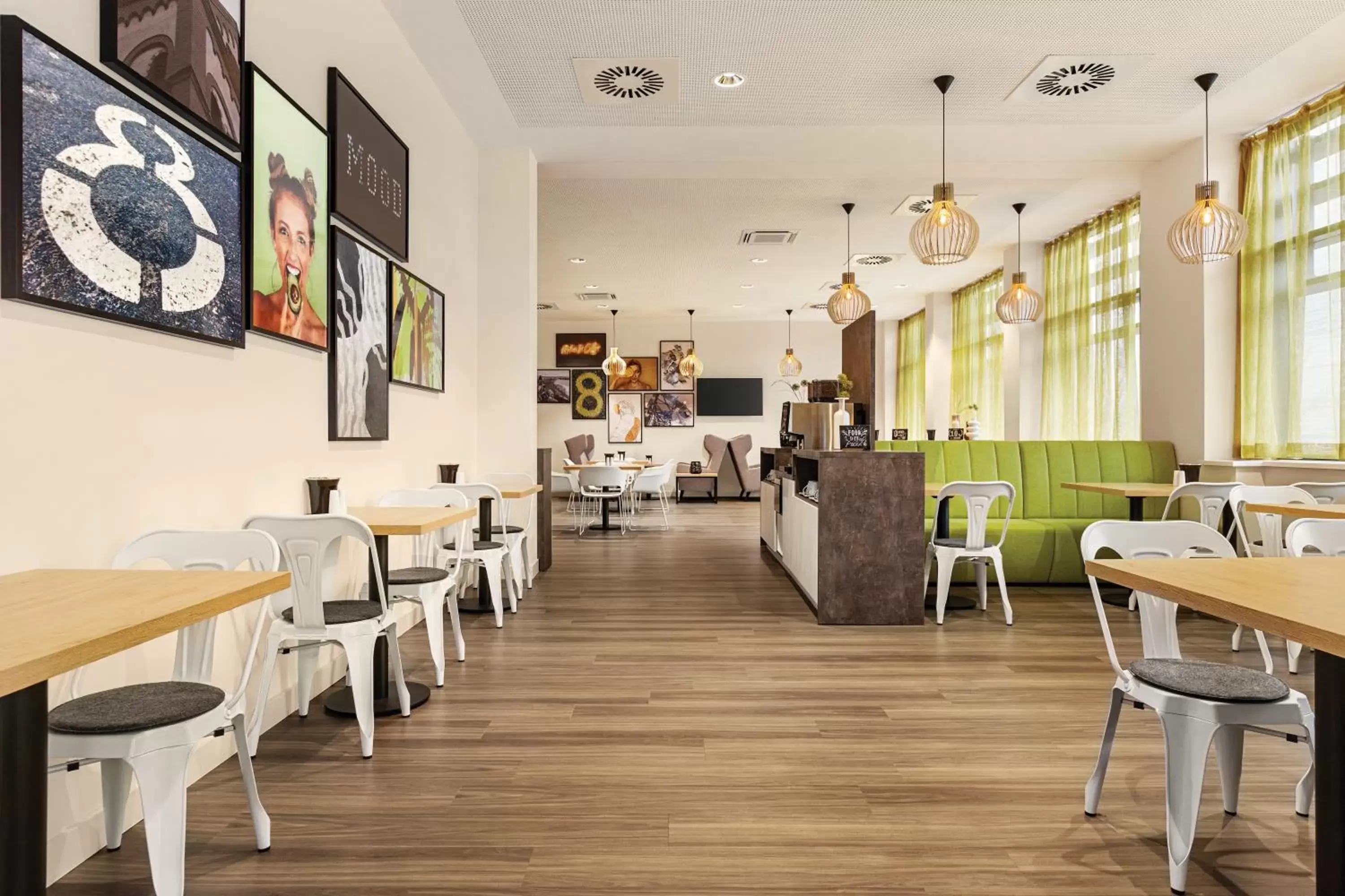 Restaurant/places to eat in Super 8 by Wyndham Koblenz Restaurant/places to eat in Super 8 by Wyndham Koblenz